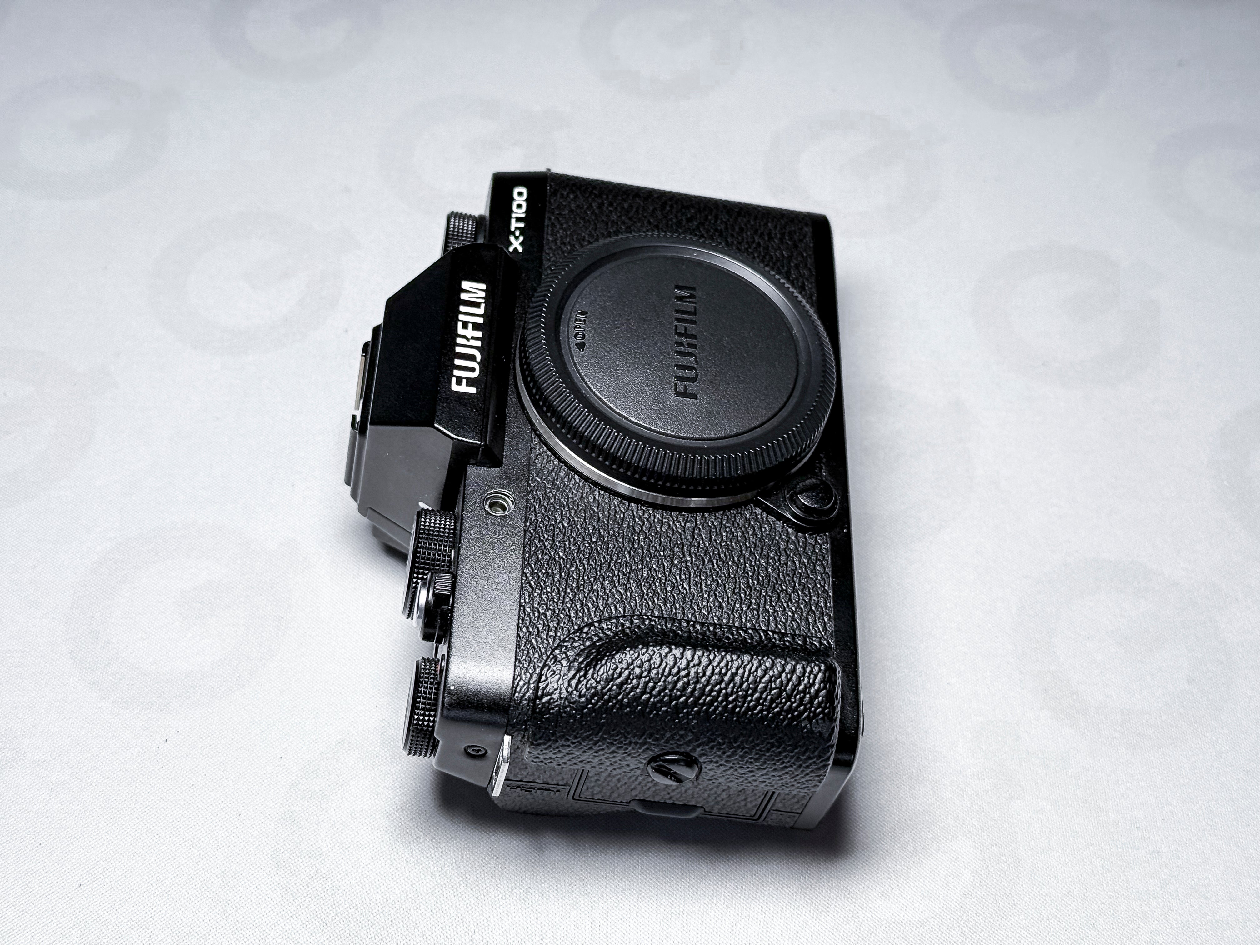 Fujifilm X-T100 APS-C Mirrorless - 1 Year Warranty, Perfectly Working Fuji XT100