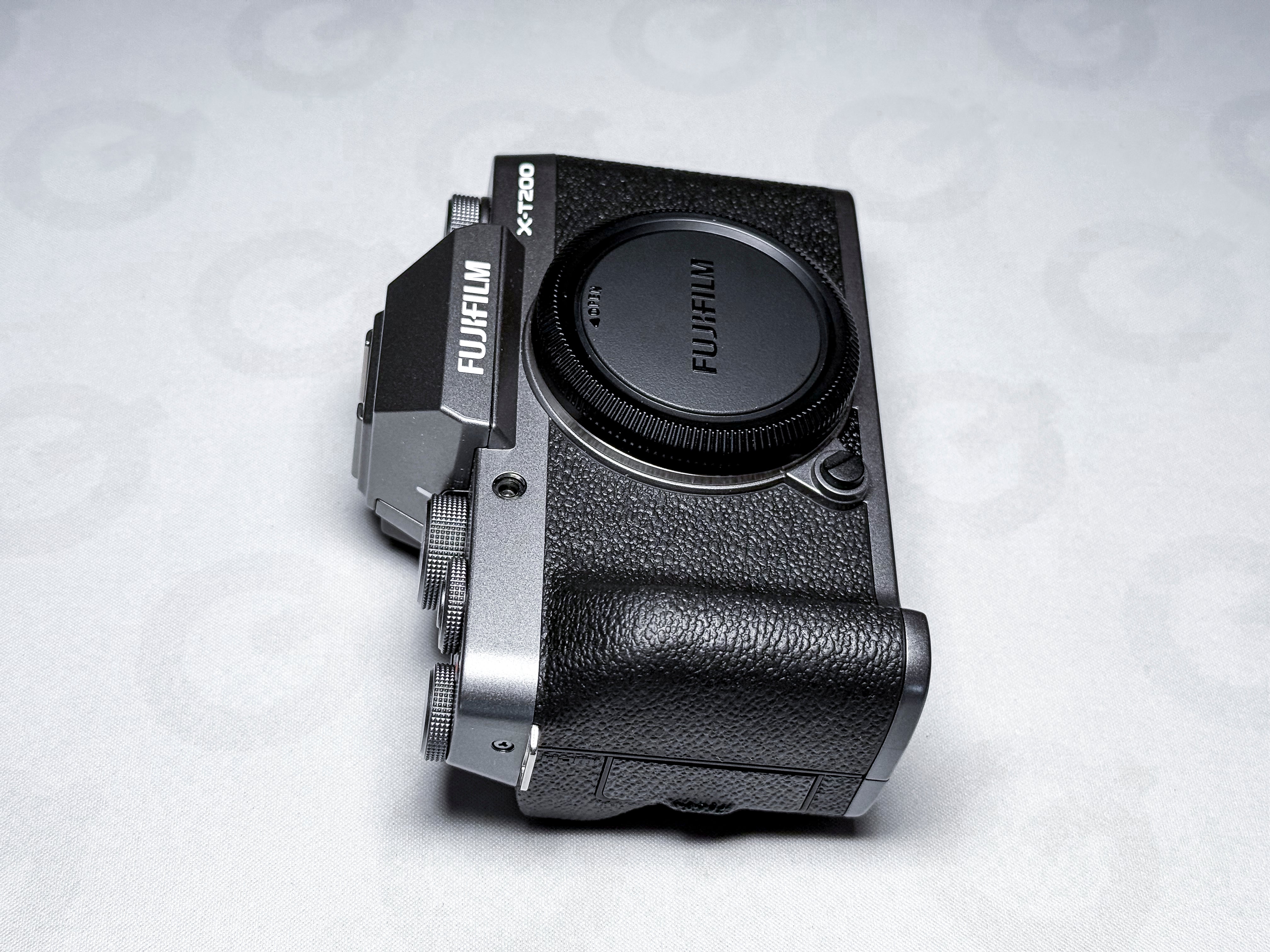 Fujifilm X-T200 APS-C Mirrorless - 1 Year Warranty, Perfectly Working Fuji XT200