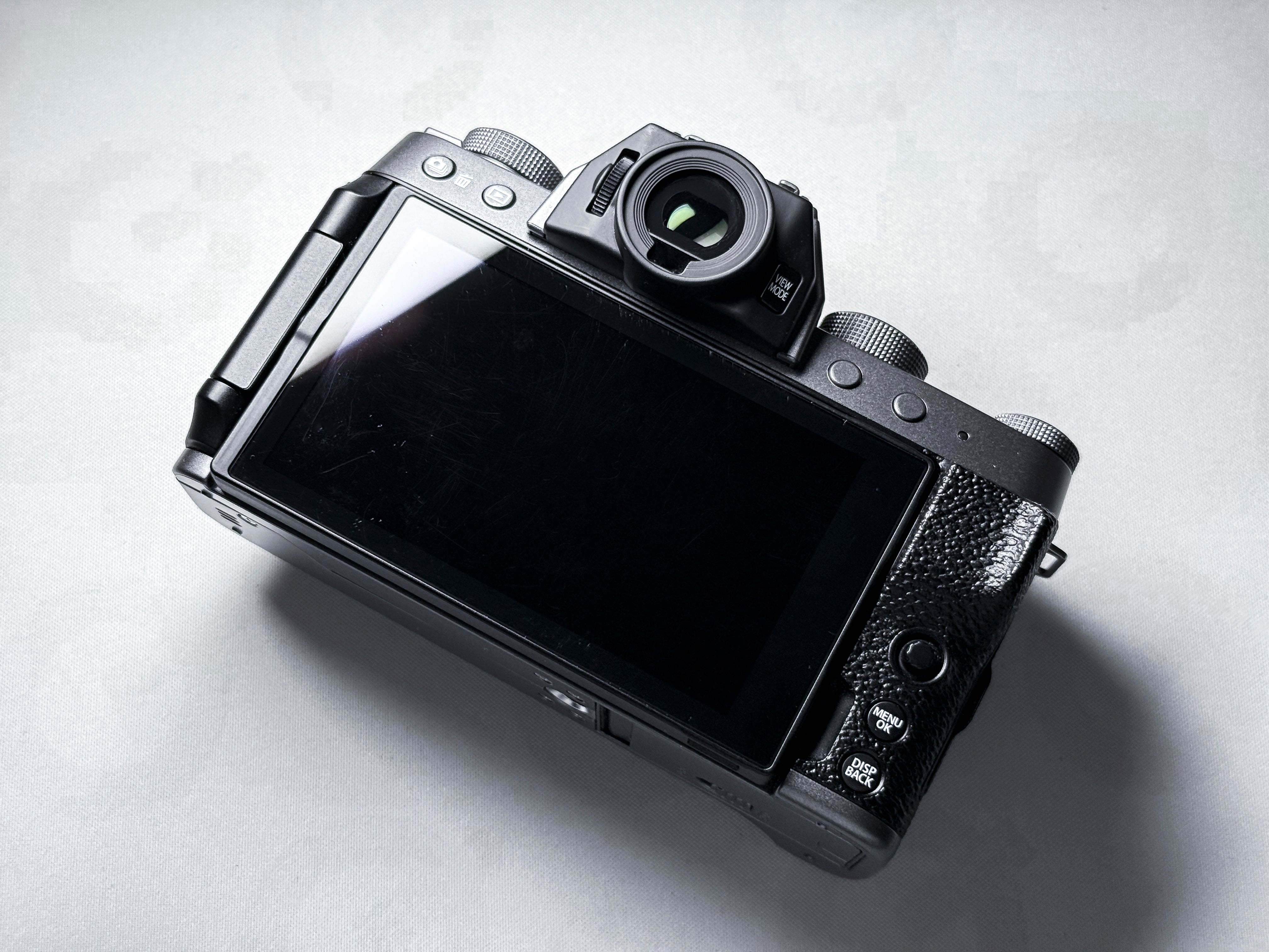 Fujifilm X-T200 APS-C Mirrorless - 1 Year Warranty, Perfectly Working Fuji XT200