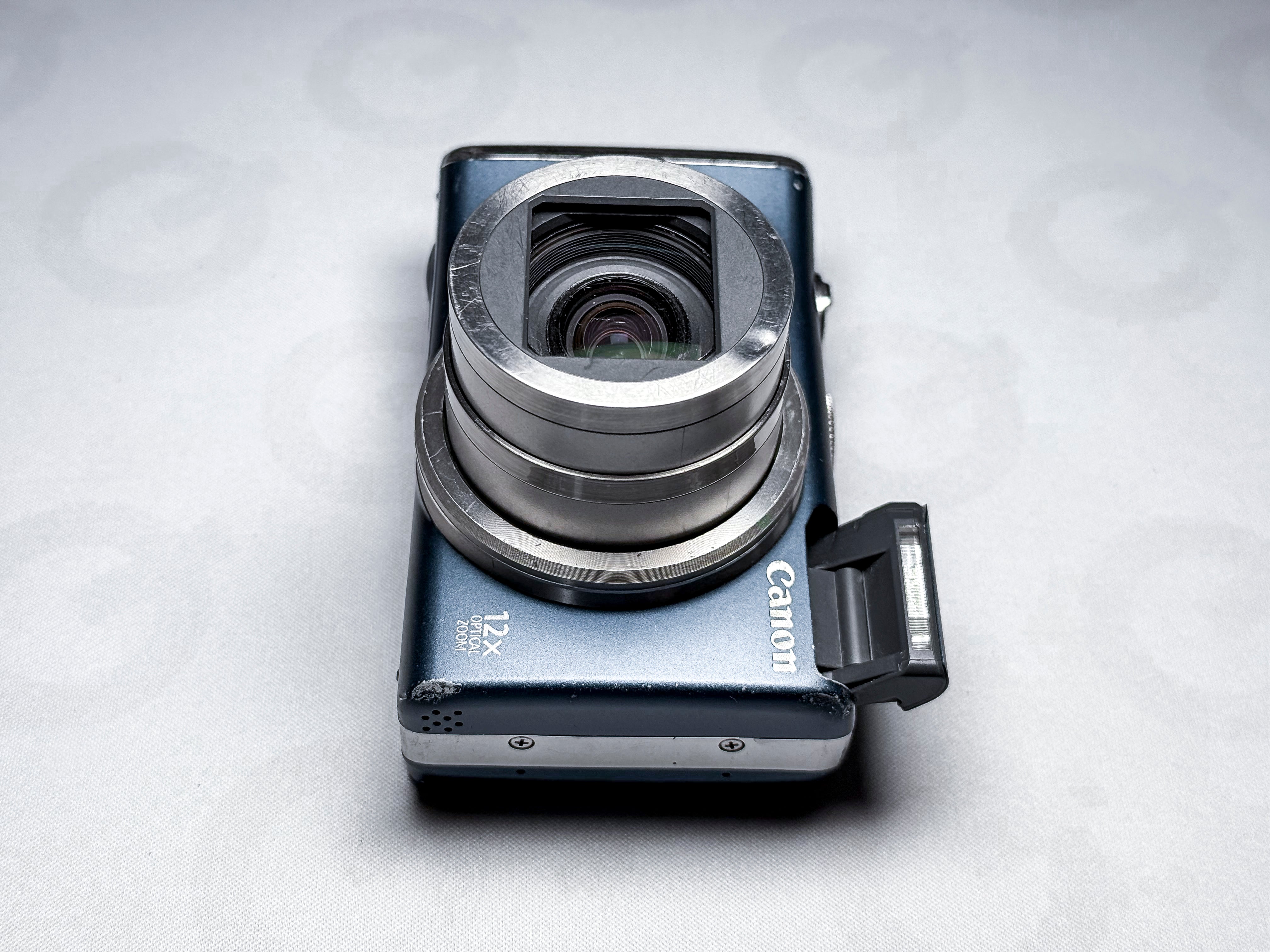 Canon SX200 IS CCD 12x Zoom - 1 Year Warranty, Perfectly Working