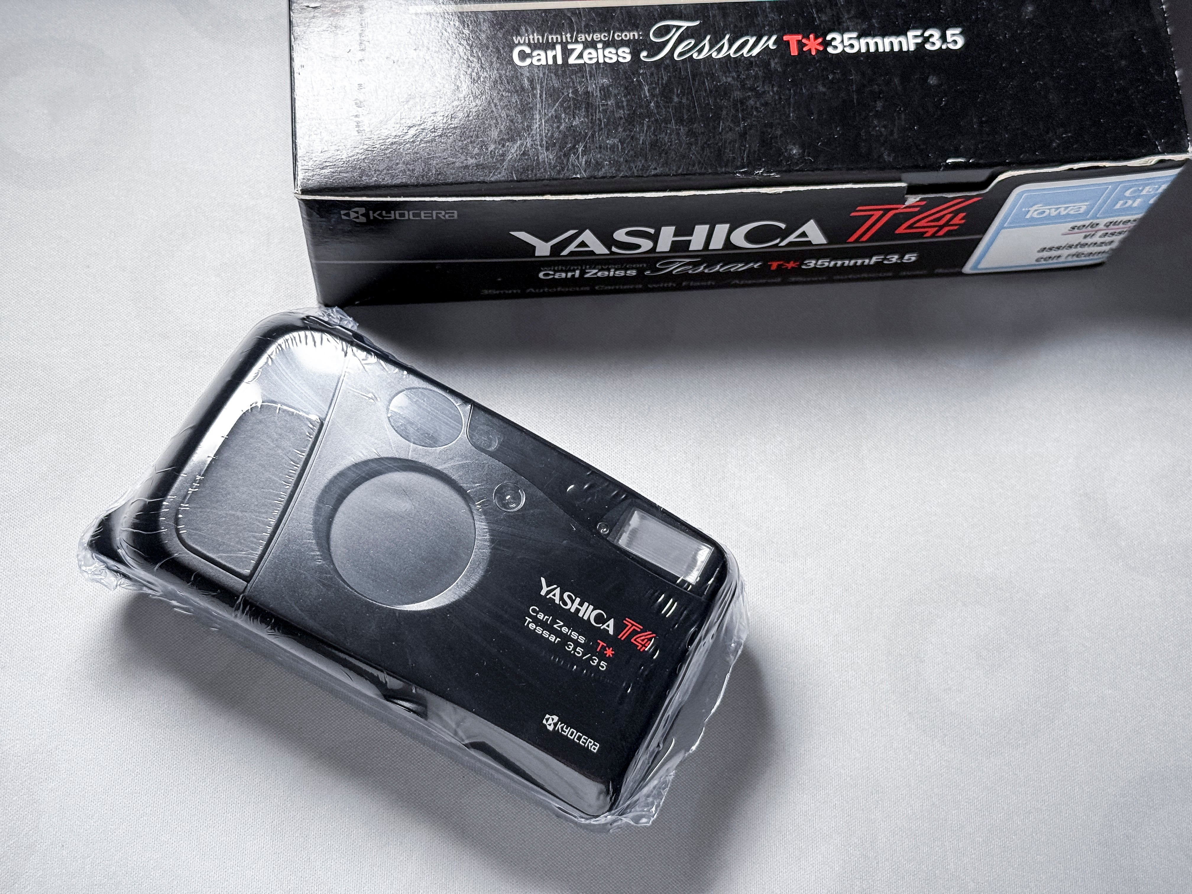 Rare Yashica T4 D Date 35mm Film Camera Zeiss Lens - Excellent, Film Tested