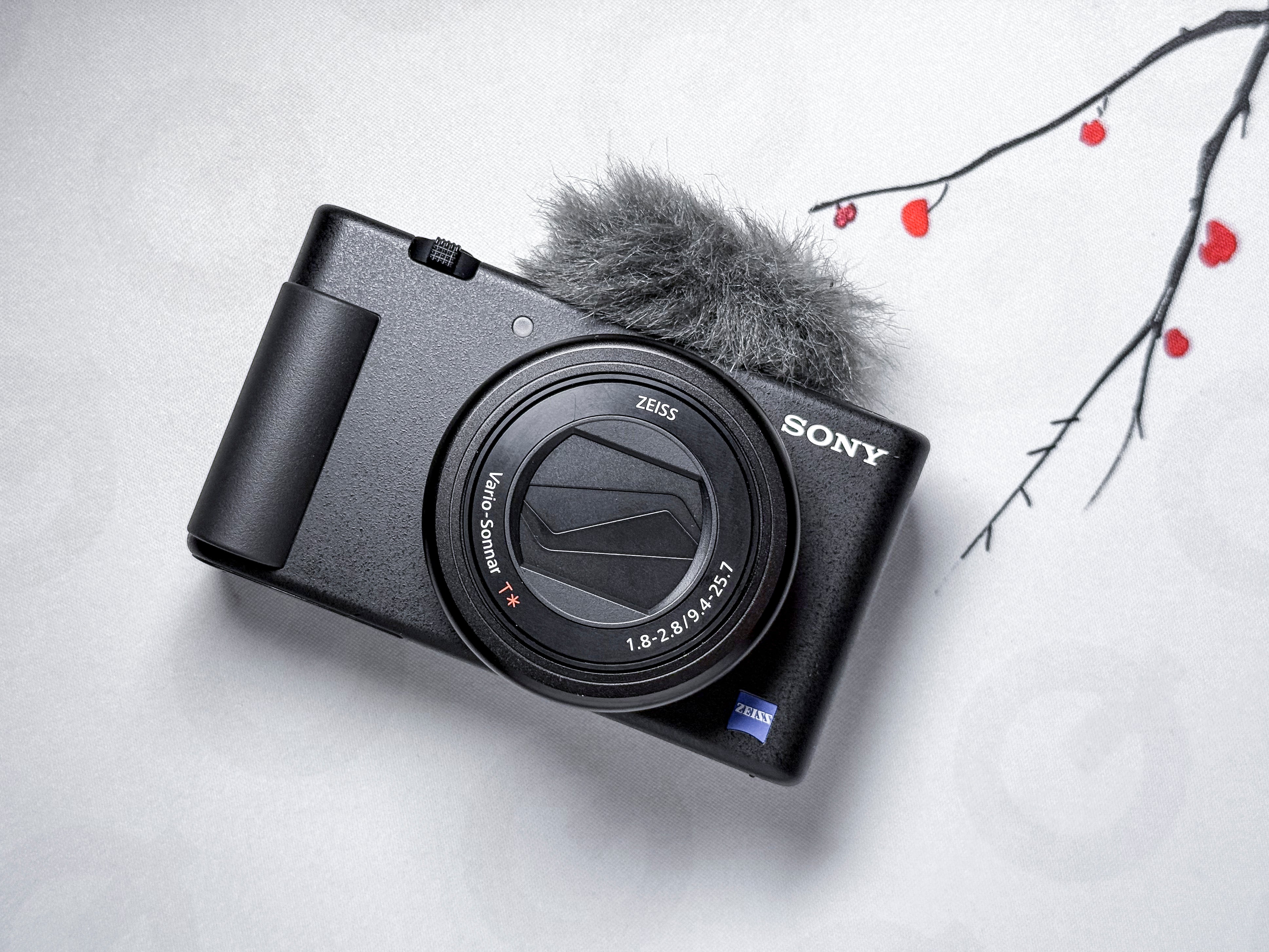 Sony ZV-1 20.1 Mpx Compact Camera 4K Vlog - 1 Year Warranty, Near Mint