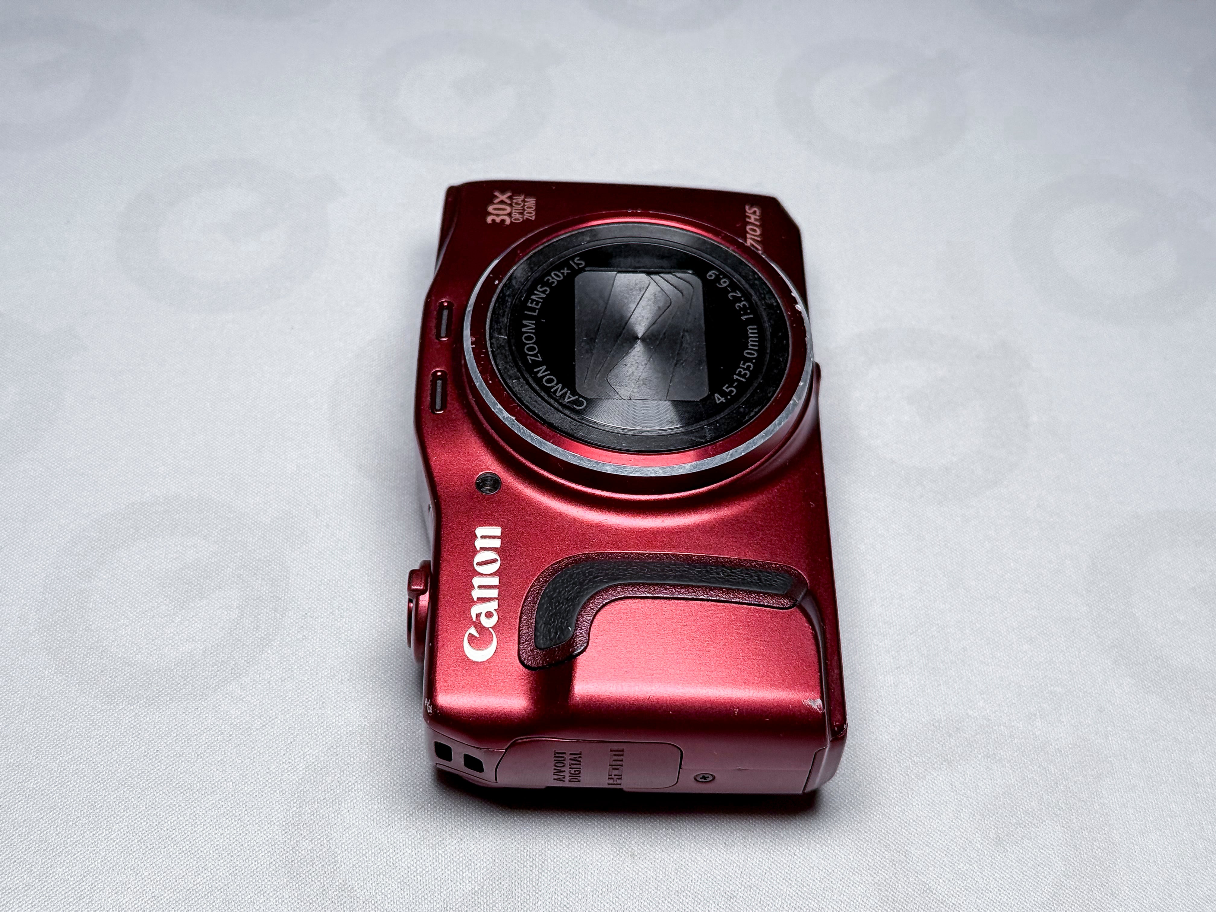 Canon SX700 HS Powershot 30X Zoom - 1 Year Warranty, Perfectly Working
