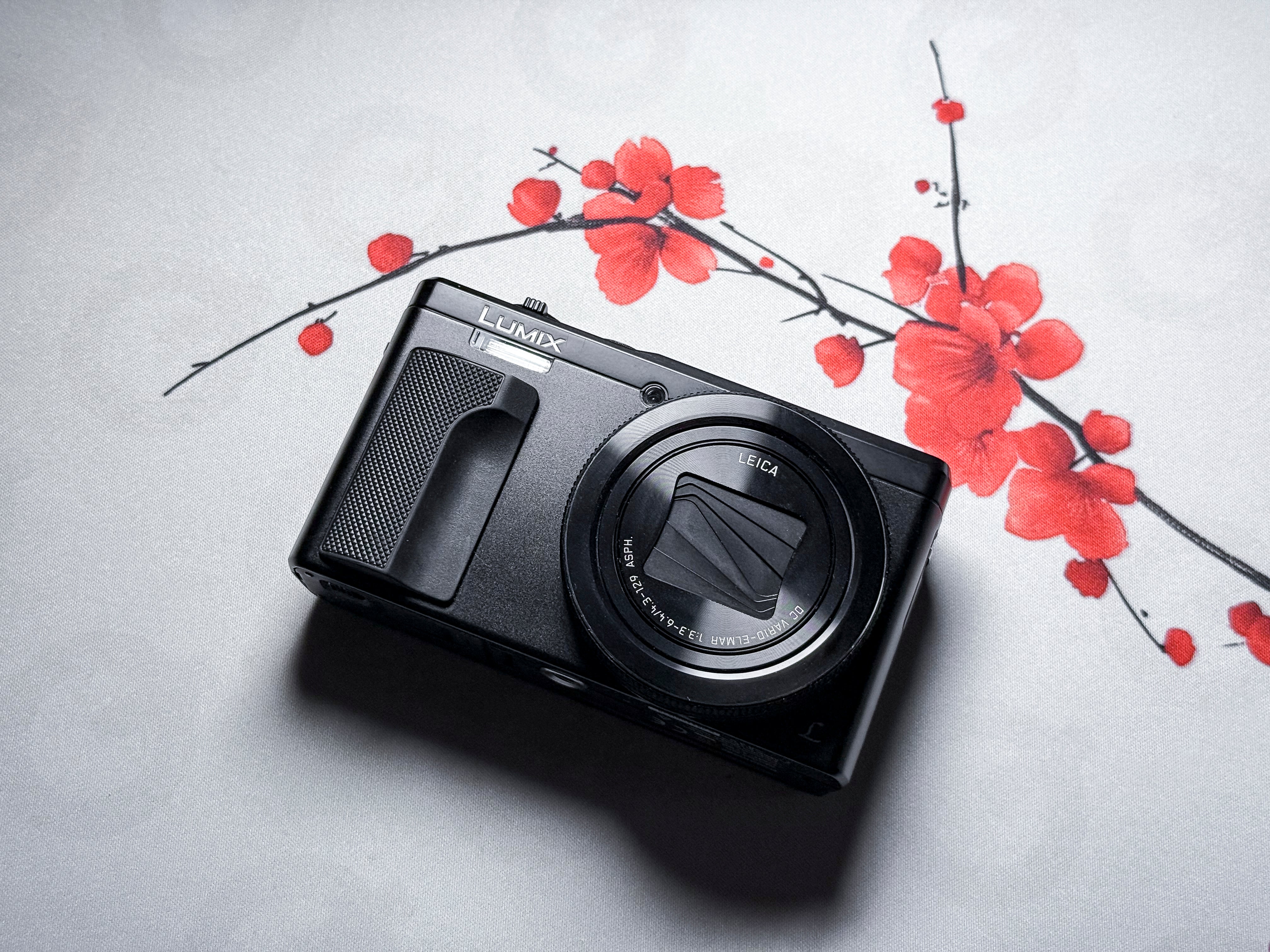 Panasonic Lumix TZ80 Leica Lens Compact Camera, 1 Year Warranty, Excellent TZ-80