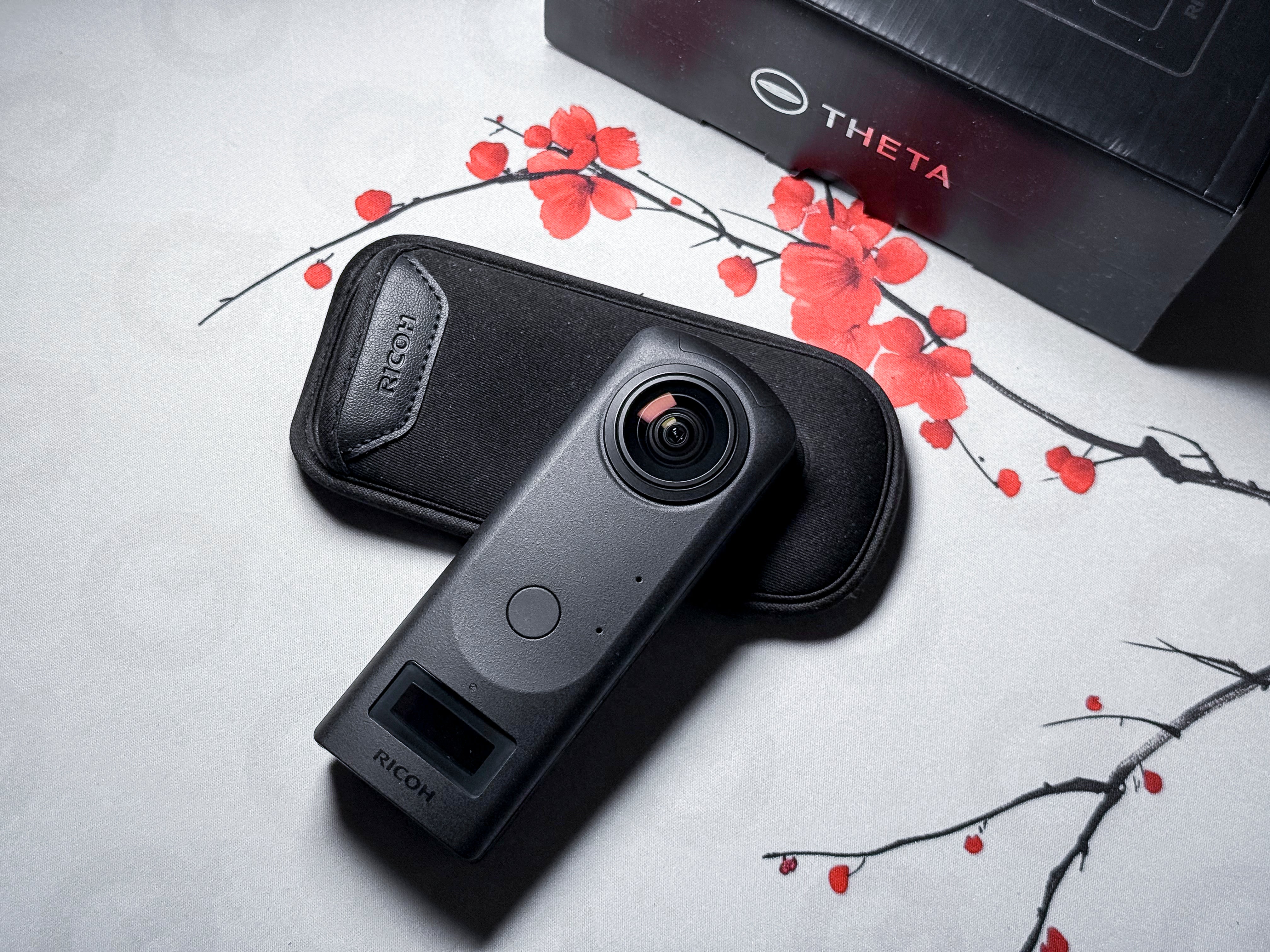Ricoh Theta Z1 360 Camera 1 Inch Sensor - Small issue, read