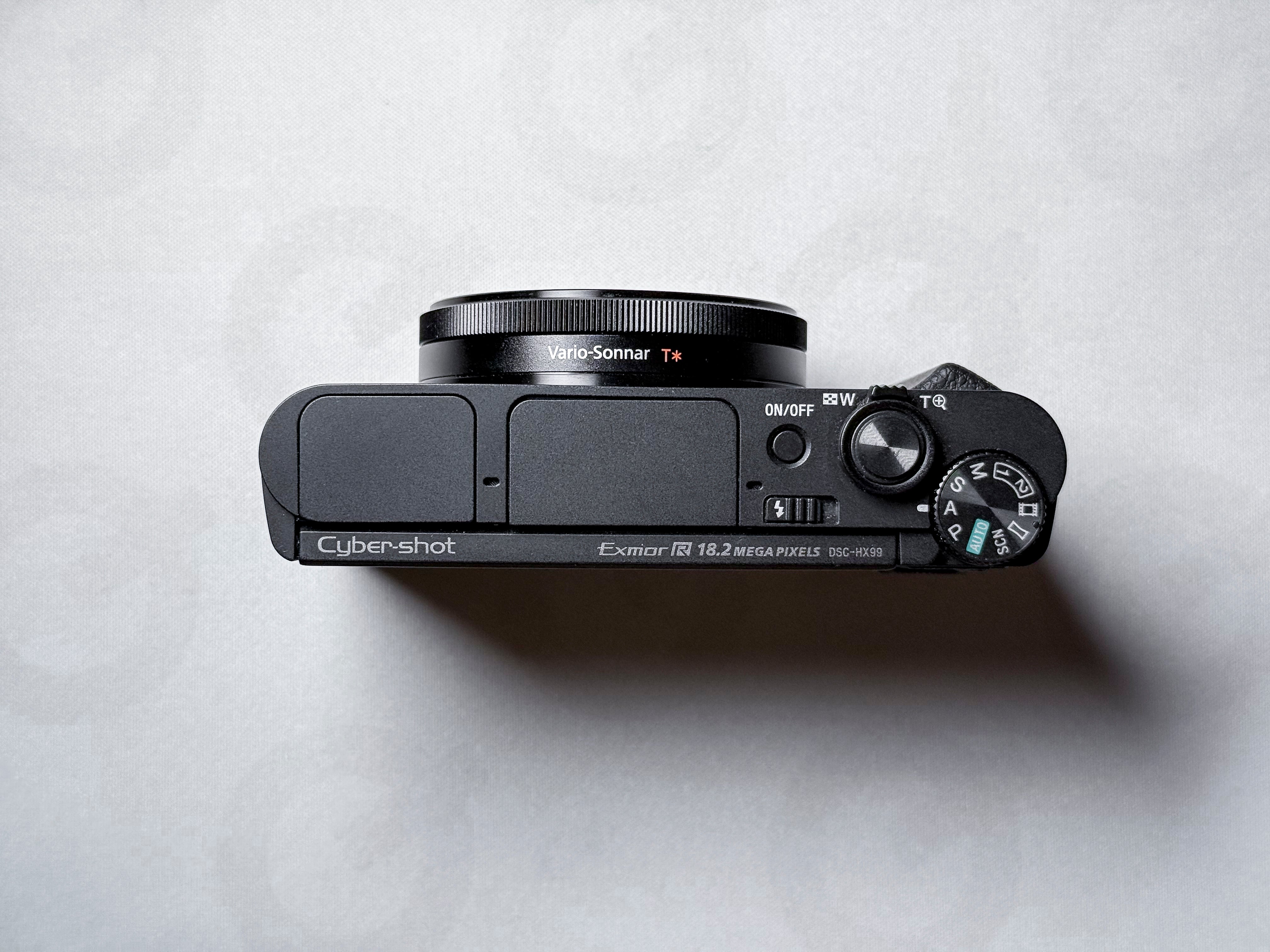 Sony Cyber-shot HX99 18.2 Mpx 4K 30X Zoom - 1 Year Warranty, Near Mint HX-99