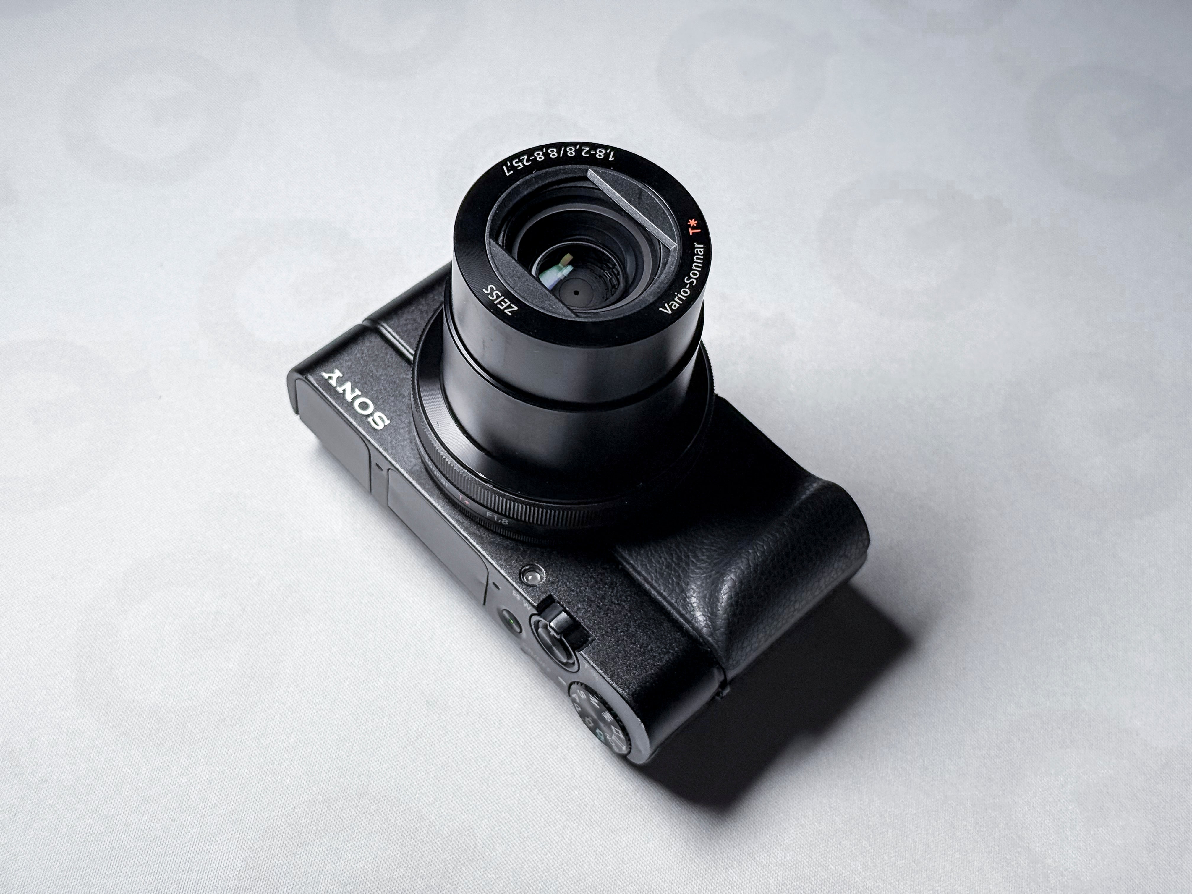 Sony RX100 III Mark 3 Cyber-shot 20,1 Mpx - 1 Year Warranty, Read RX 100 M3