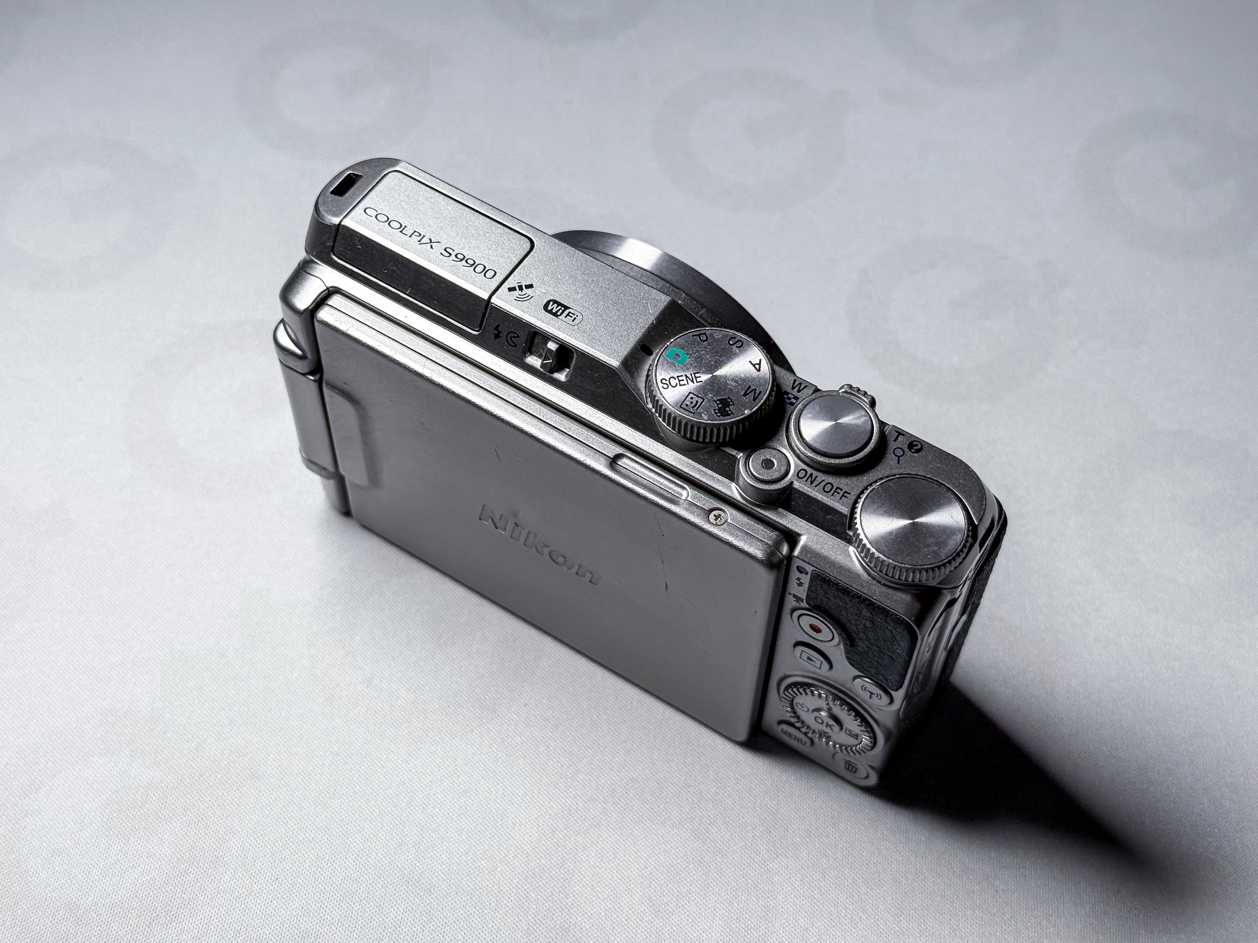 Nikon S9900 Coolpix 30x Zoom 16mpx - 1 Year Warranty, Perfectly Working