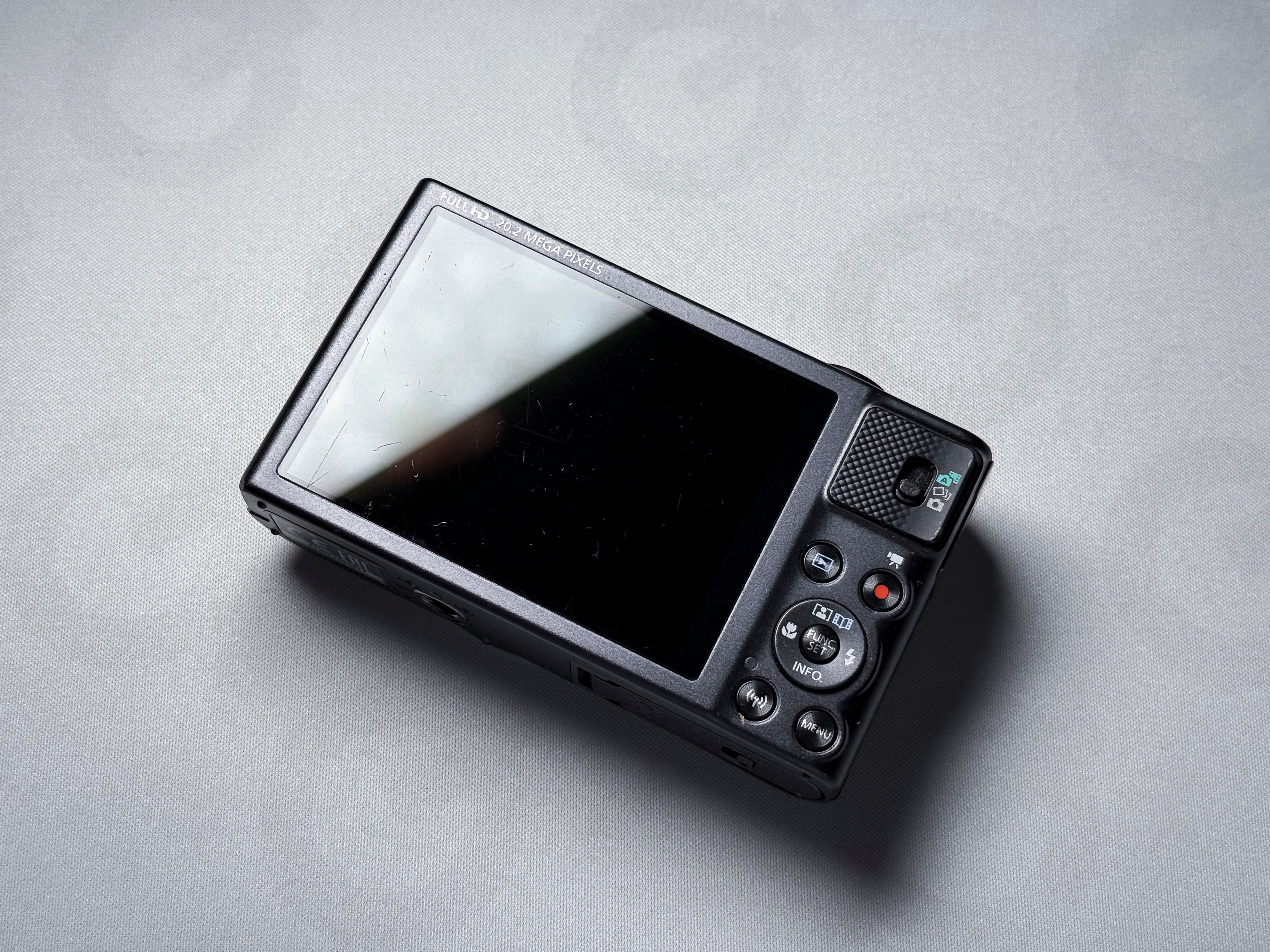 Canon SX620 HS 25x Zoom Compact Camera - 1 Year Warranty, Excellent