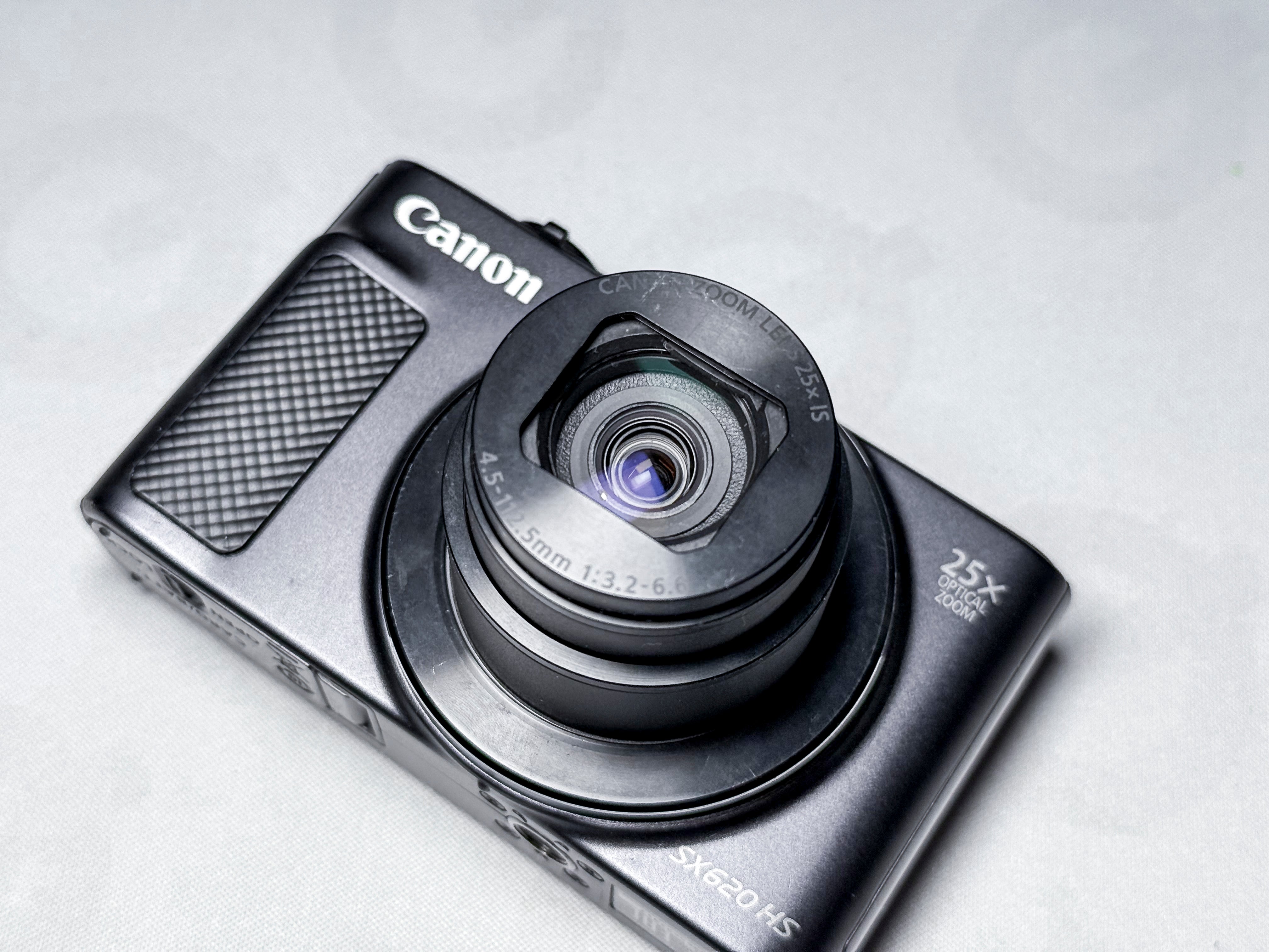 Canon SX620 HS 25x Zoom Compact Camera - 1 Year Warranty, Excellent