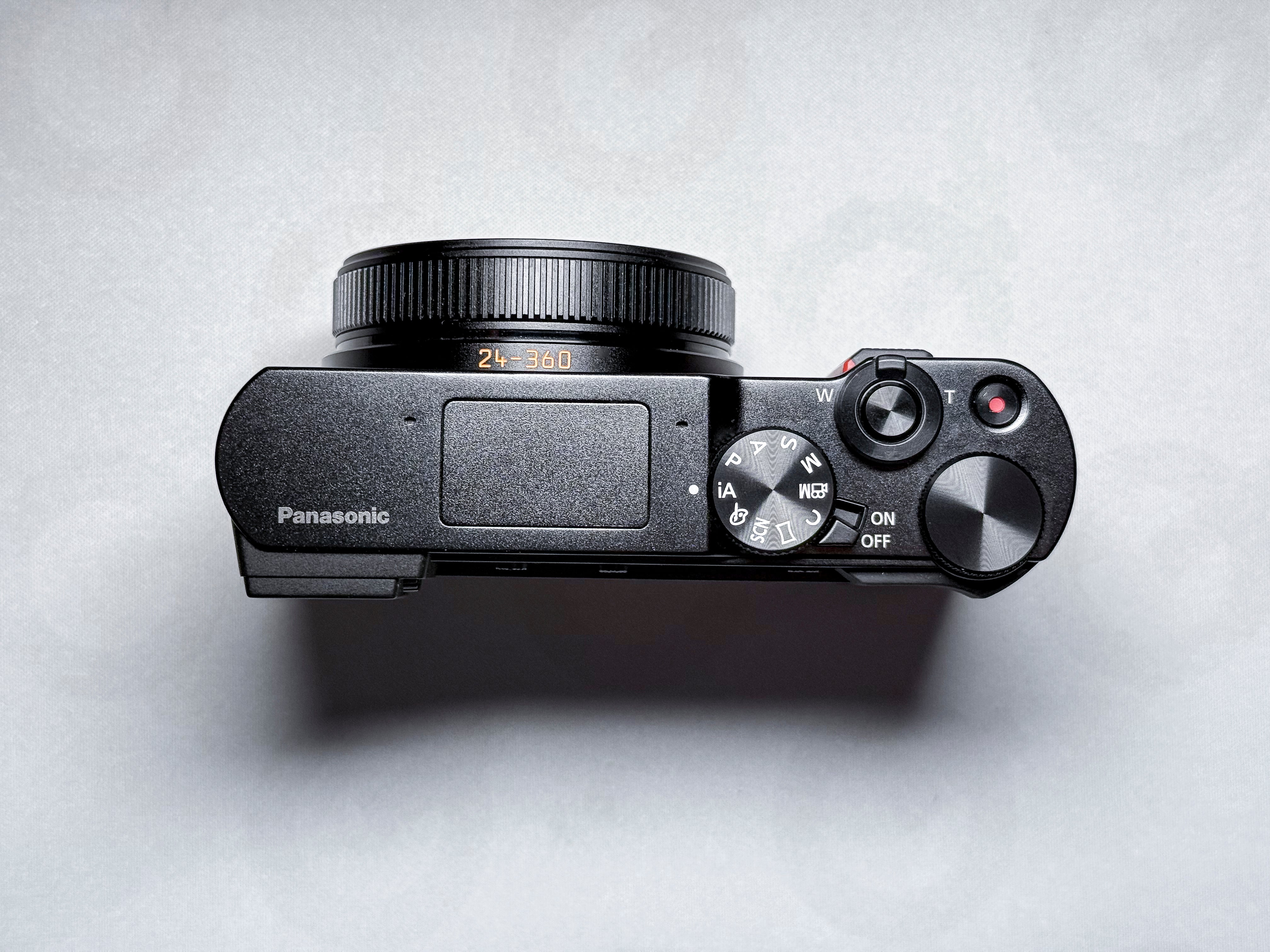 Panasonic Lumix TZ200 15x Leica Lens - 1 Year Warranty, Perfectly Working