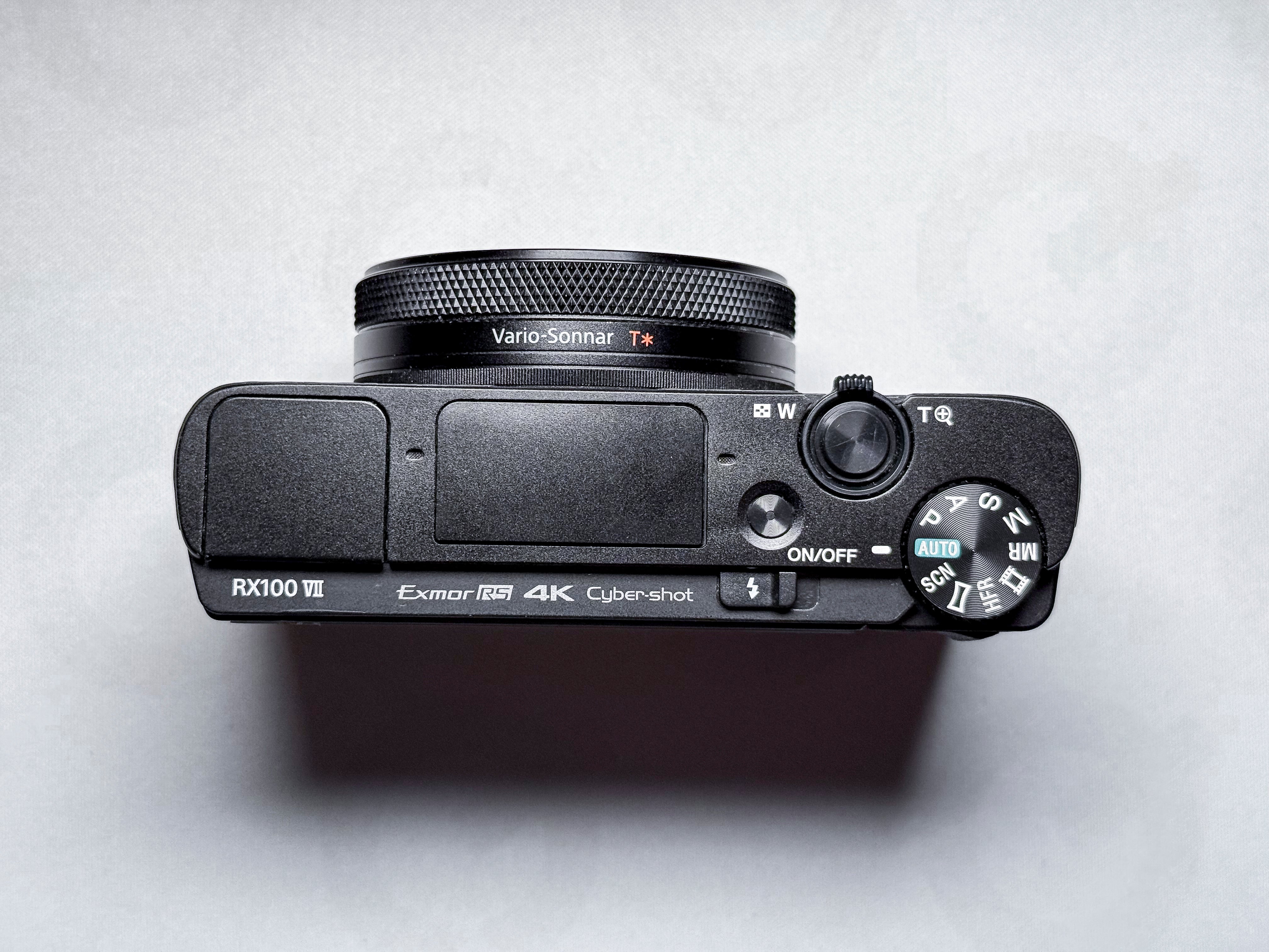 Sony RX100 VII 7 Cyber-shot - 1 Year Warranty, Mint with Box DSC-RX100 VII