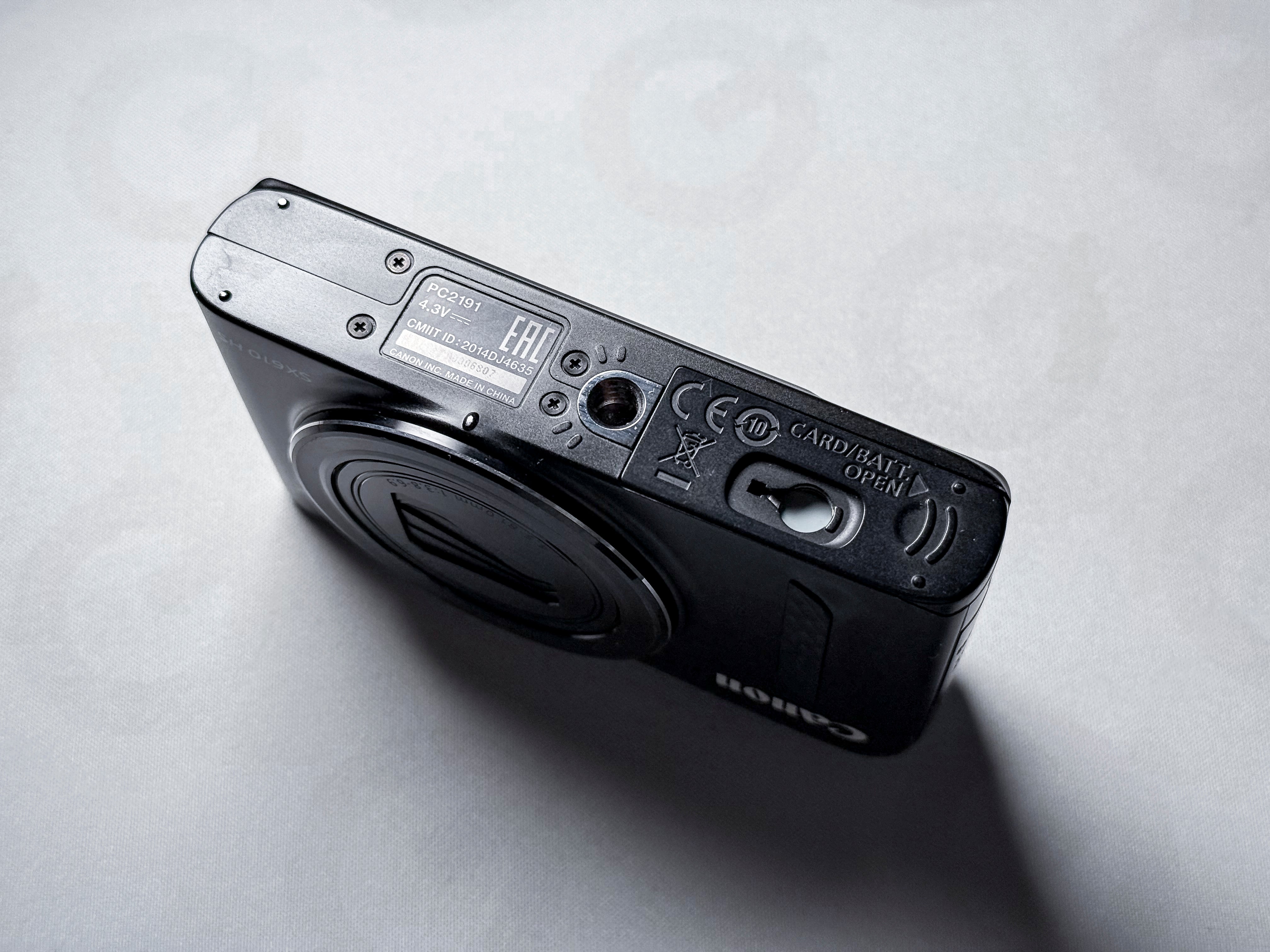 Canon SX610 HS Powershot 18x Zoom - 1 Year Warranty, Perfectly Working SX 610HS