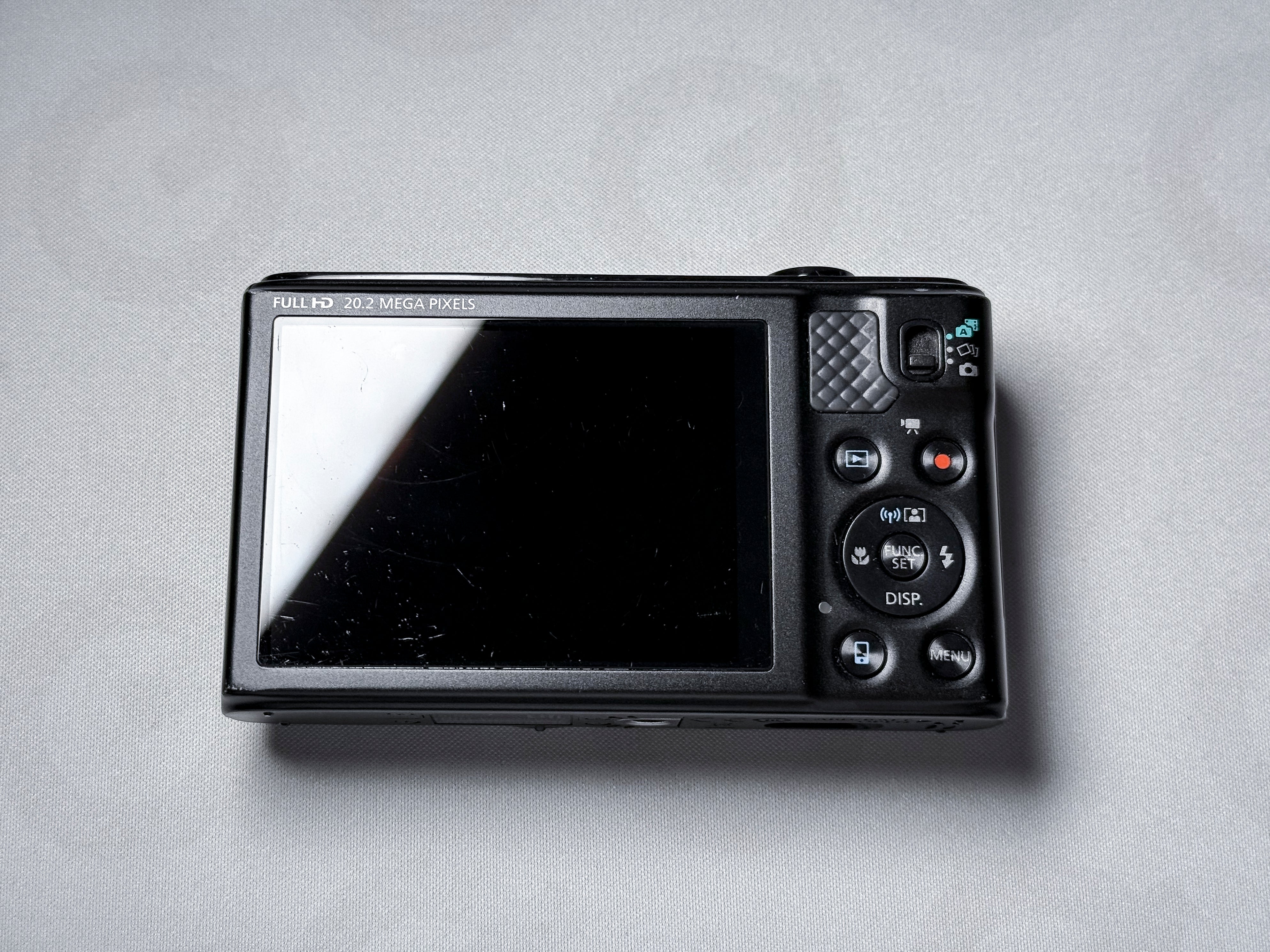 Canon SX610 HS Powershot 18x Zoom - 1 Year Warranty, Perfectly Working SX 610HS