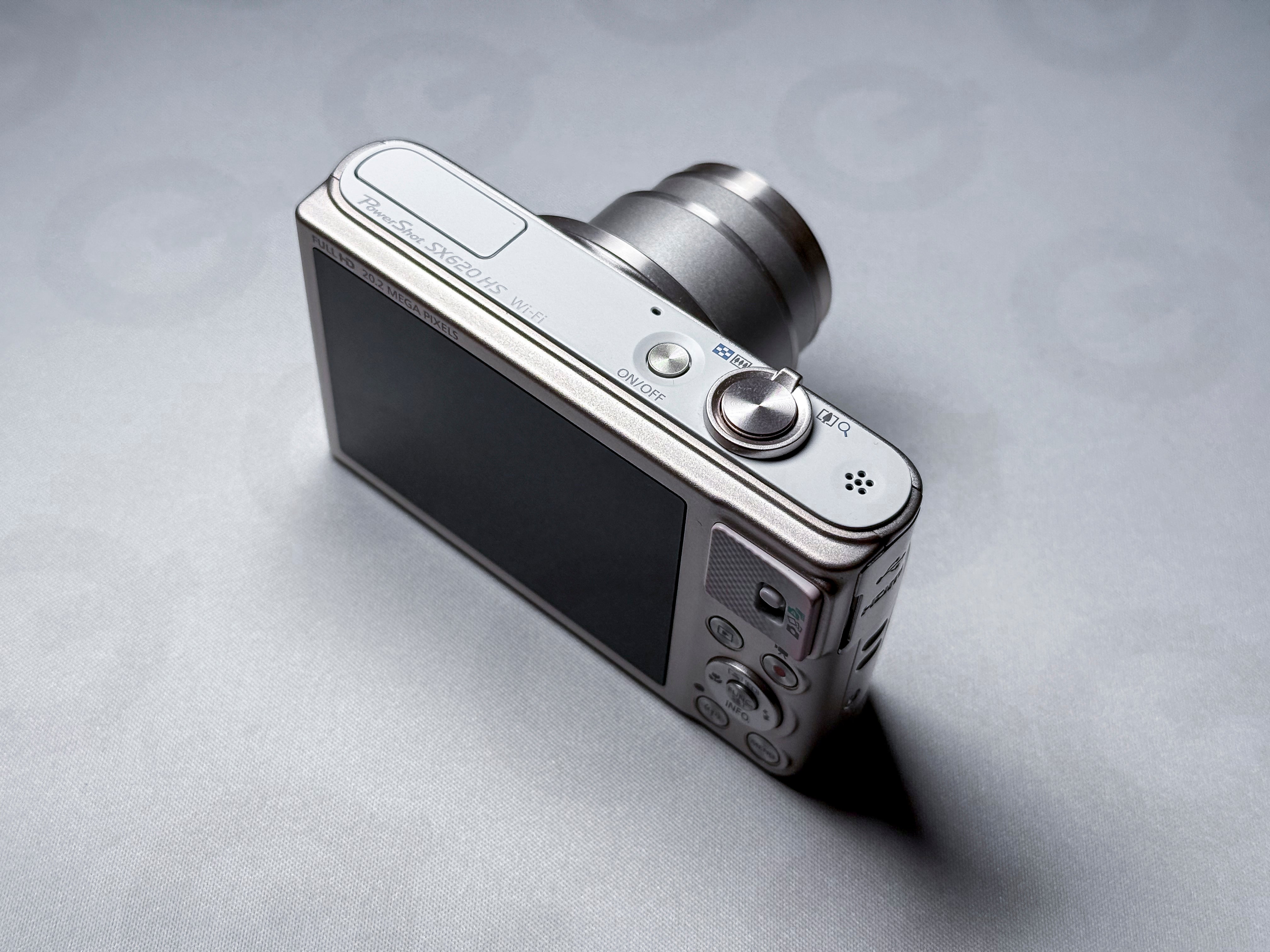 Canon SX620 HS 25x Zoom Compact Camera - 1 Year Warranty, Excellent