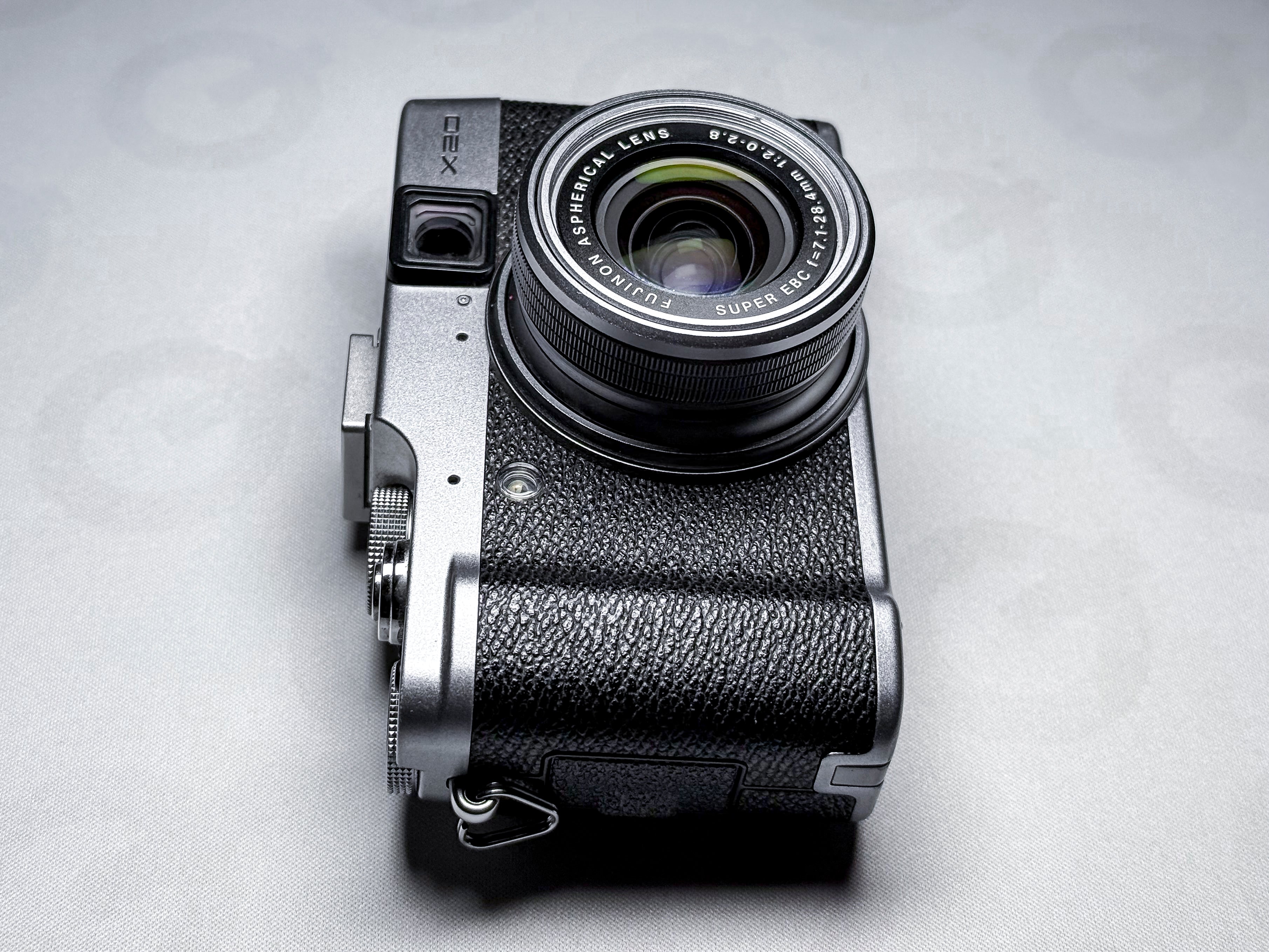 Fujifilm X20 Digital Camera with case- 1 Year Warranty, Excellent