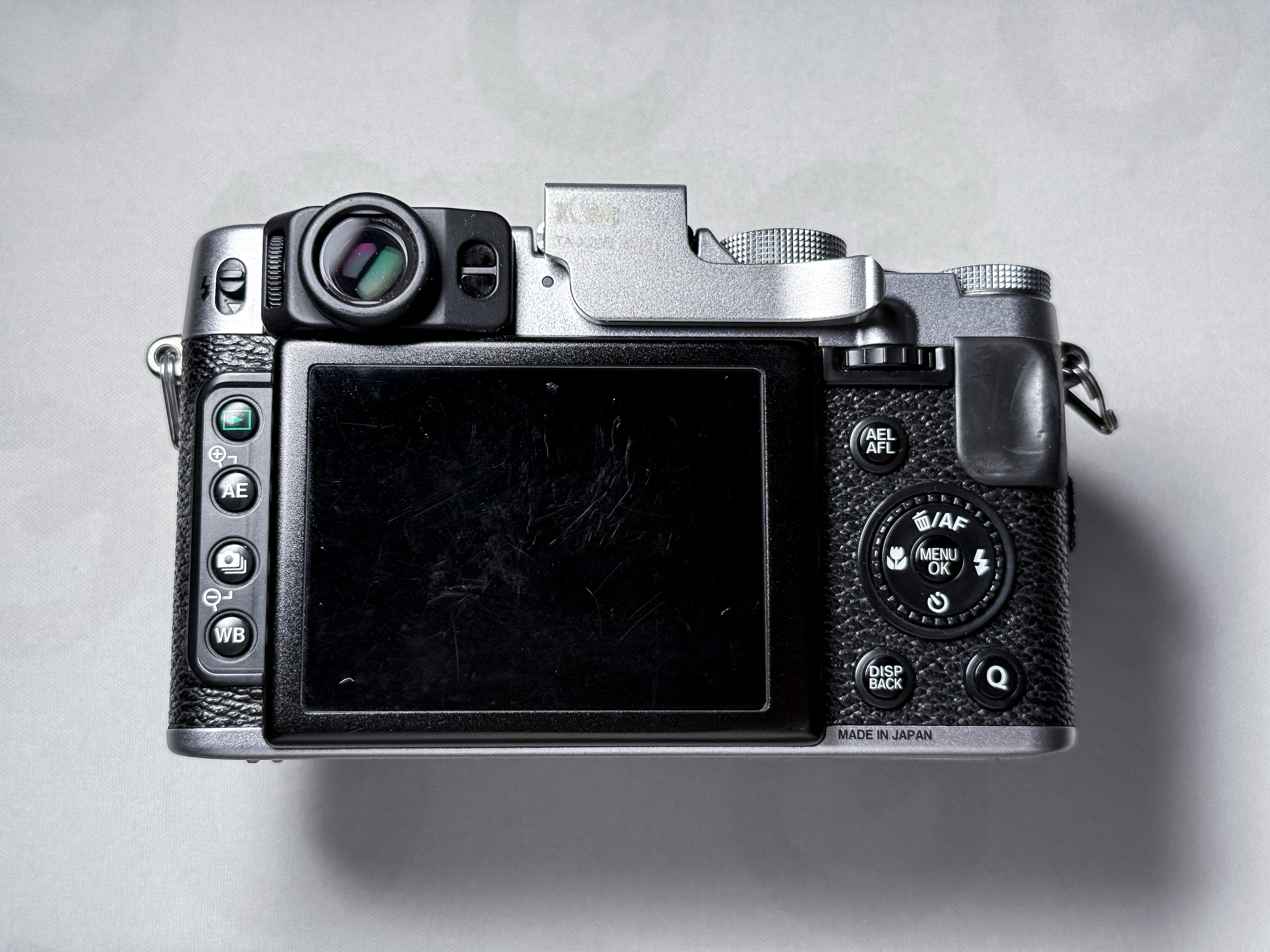 Fujifilm X20 Digital Camera with case- 1 Year Warranty, Excellent