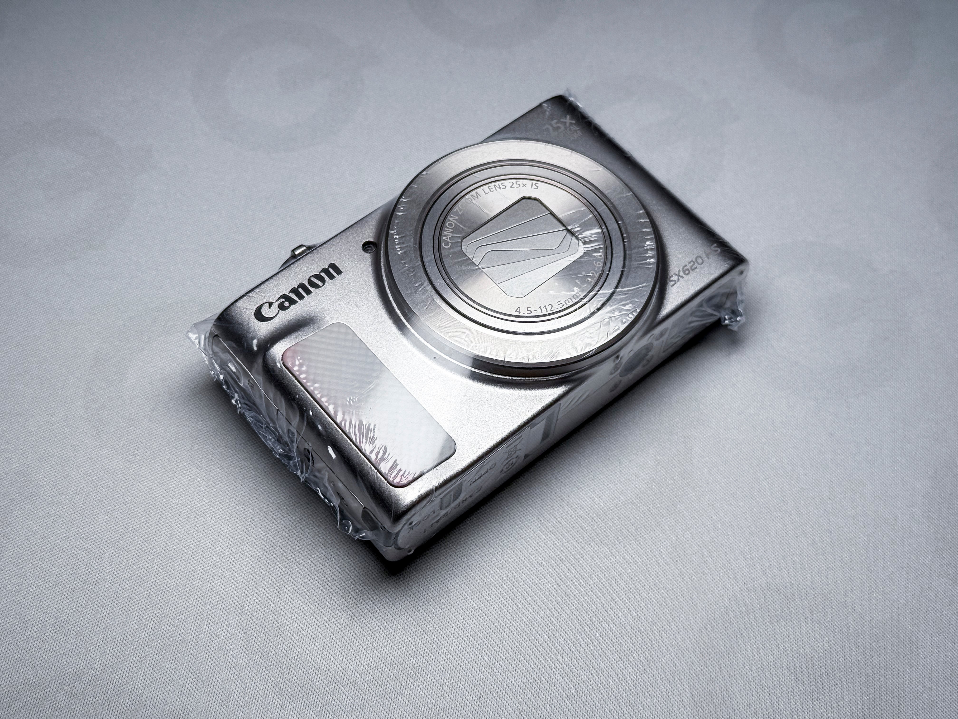 Canon SX620 HS 25x Zoom Compact Camera - 1 Year Warranty, Excellent