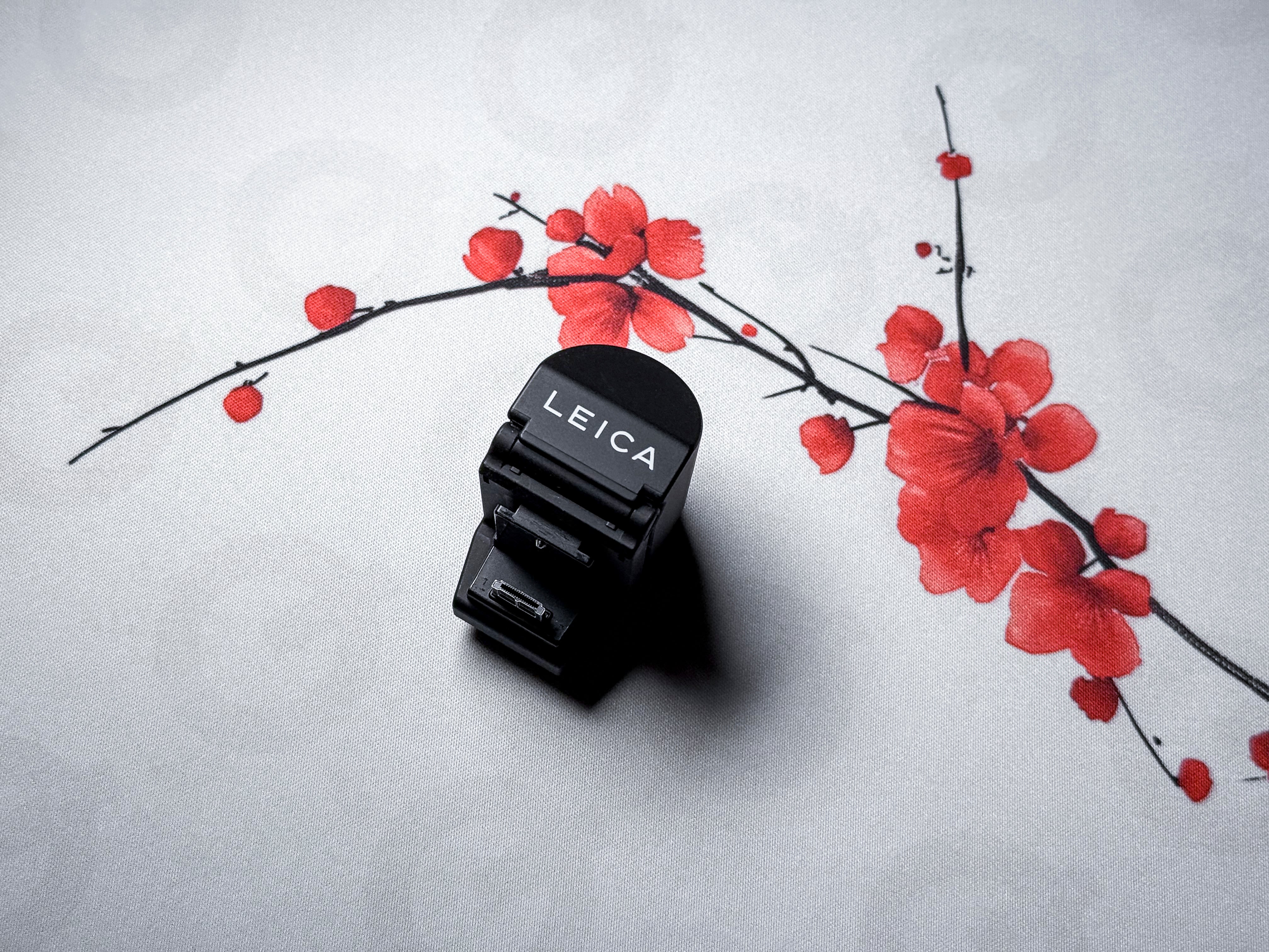 Leica EVF2 EVF-2 for X2 / X-Vario Viewfinder, 1 Year Warranty, Perfectly Working