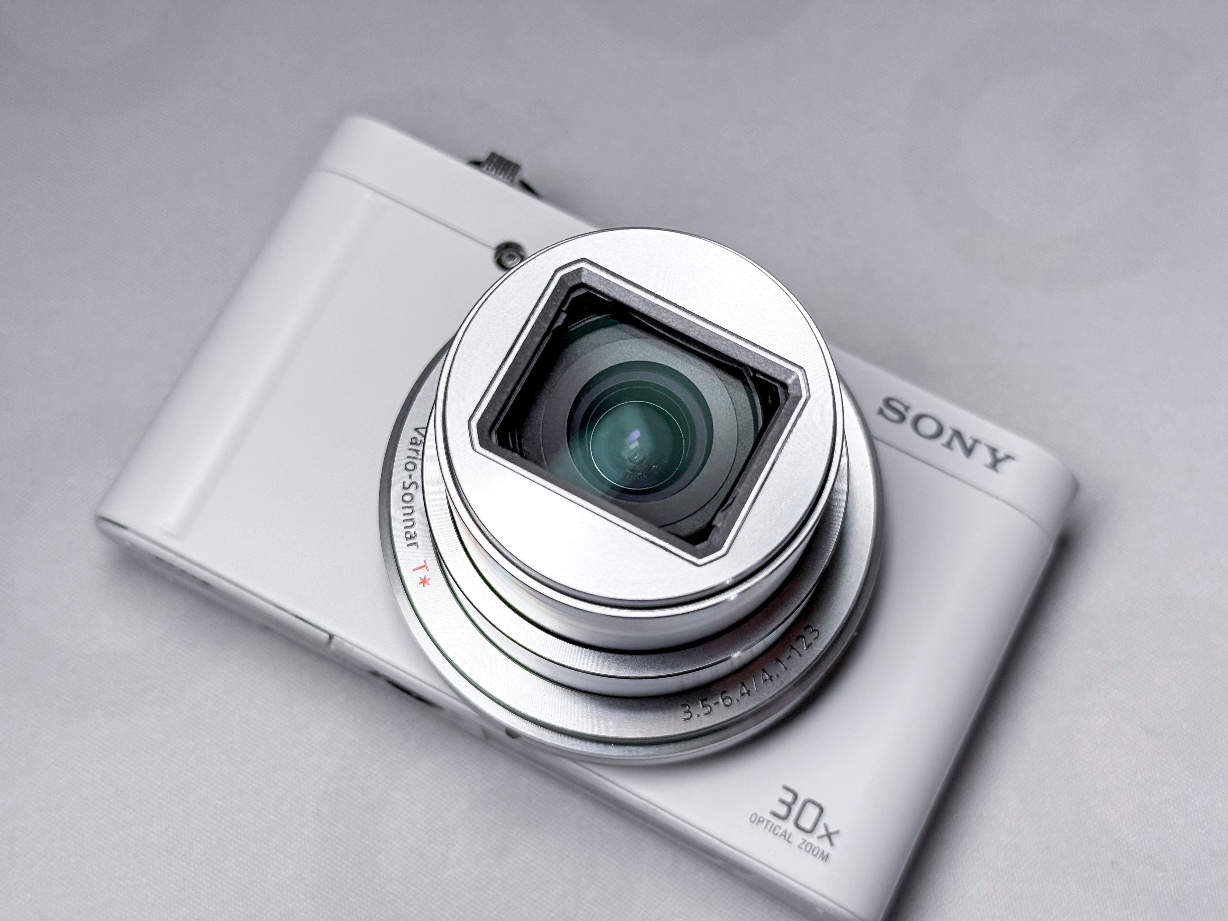 Sony WX500 Cyber-shot 30x Zeiss Zoom - 1 Year Warranty, Near Mint DSC-WX500