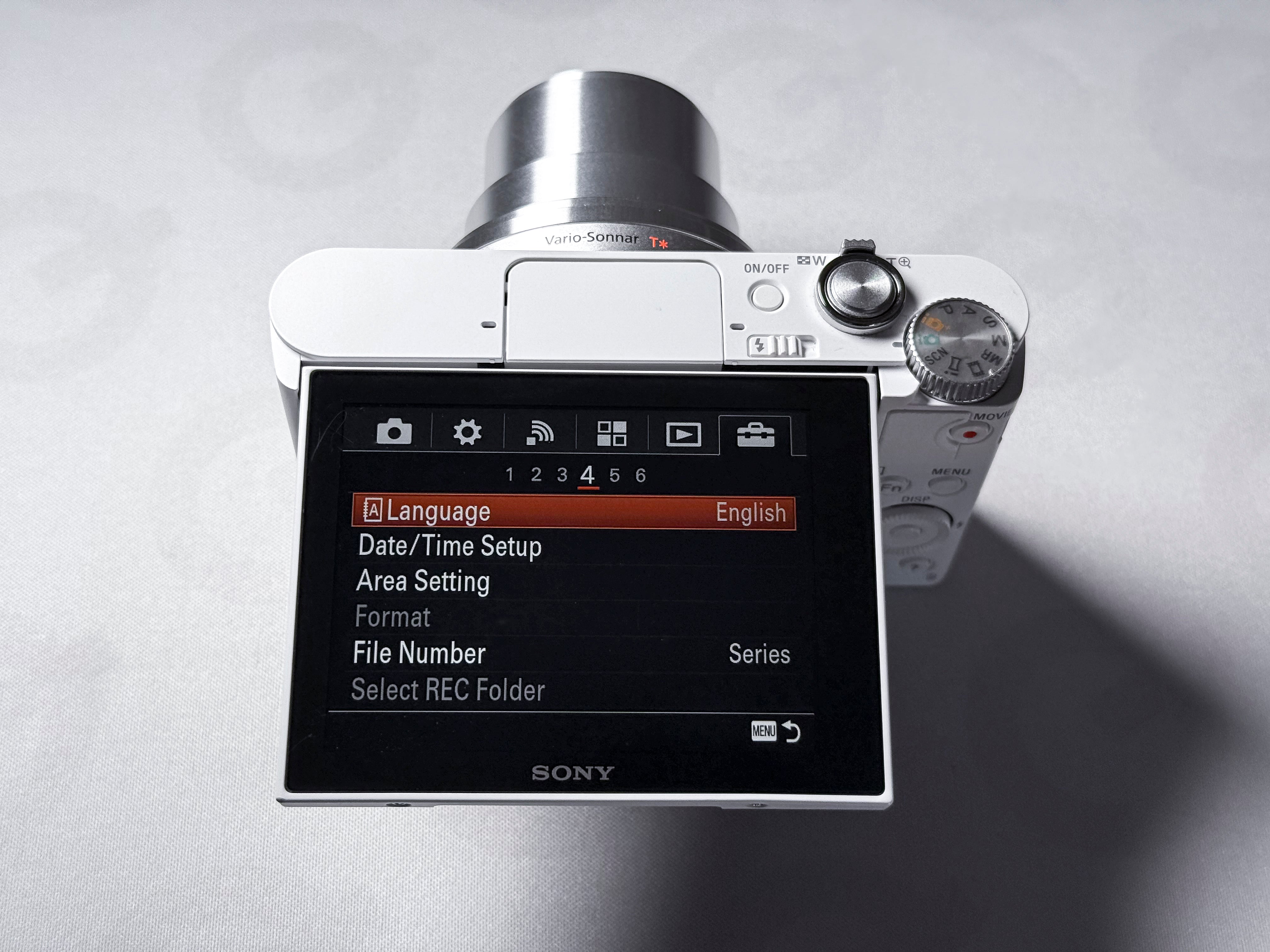 Sony WX500 Cyber-shot 30x Zeiss Zoom - 1 Year Warranty, Near Mint DSC-WX500
