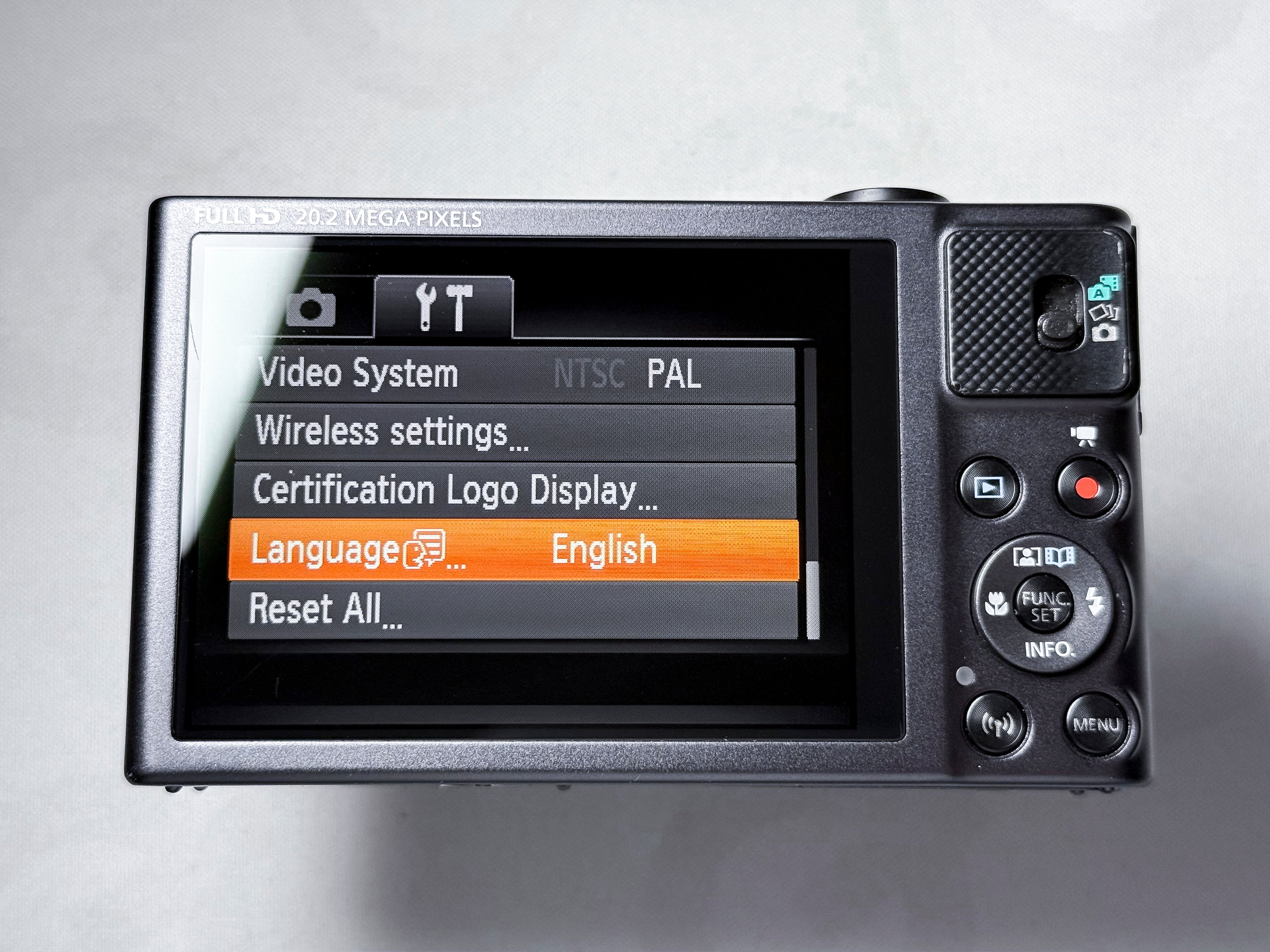 Canon SX620 HS 25x Zoom Compact Camera - 1 Year Warranty, Excellent