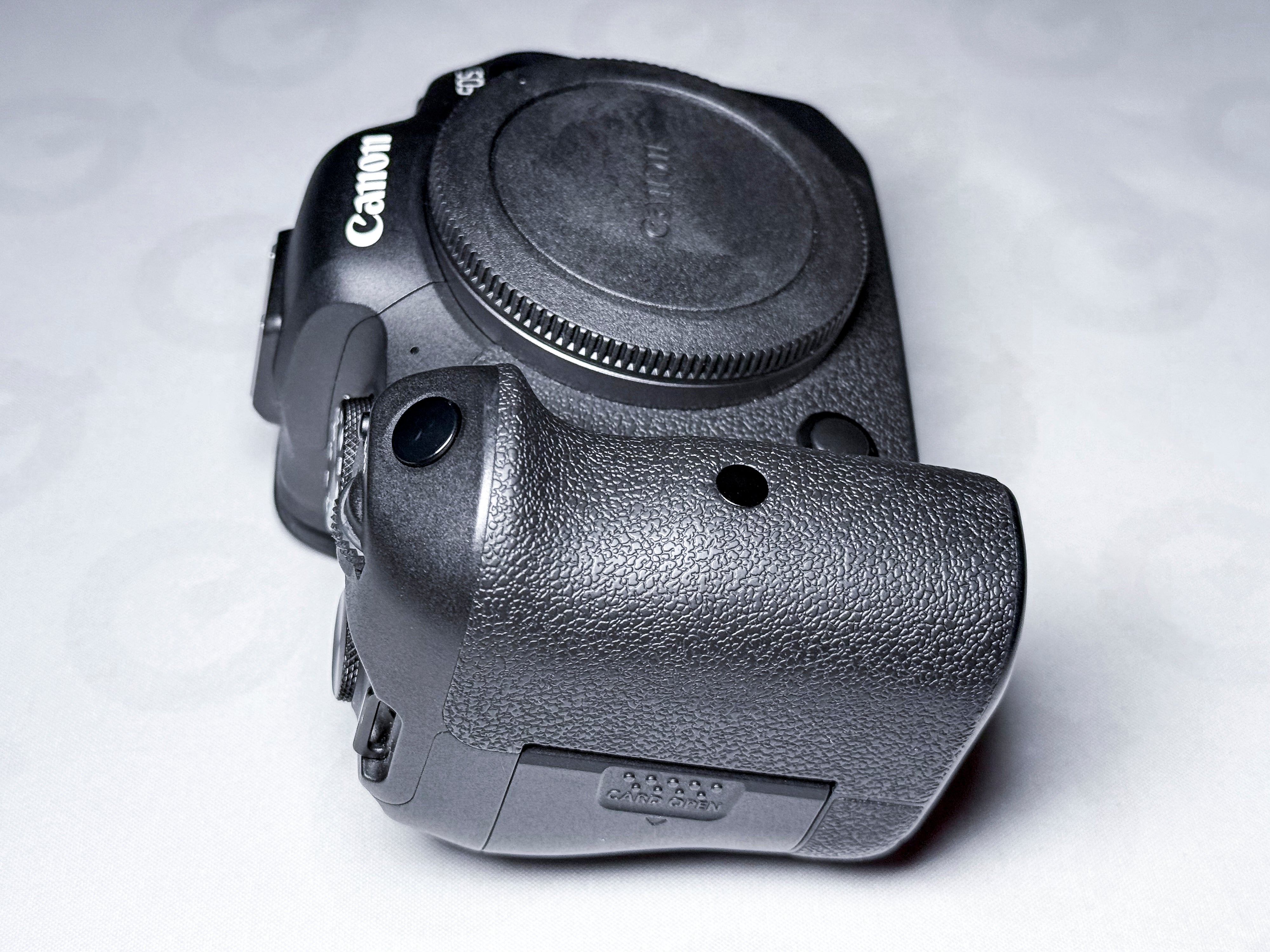 Canon EOS R6 Mirrorless Full Frame RF 20.1 Mpx - Working with sensor issue