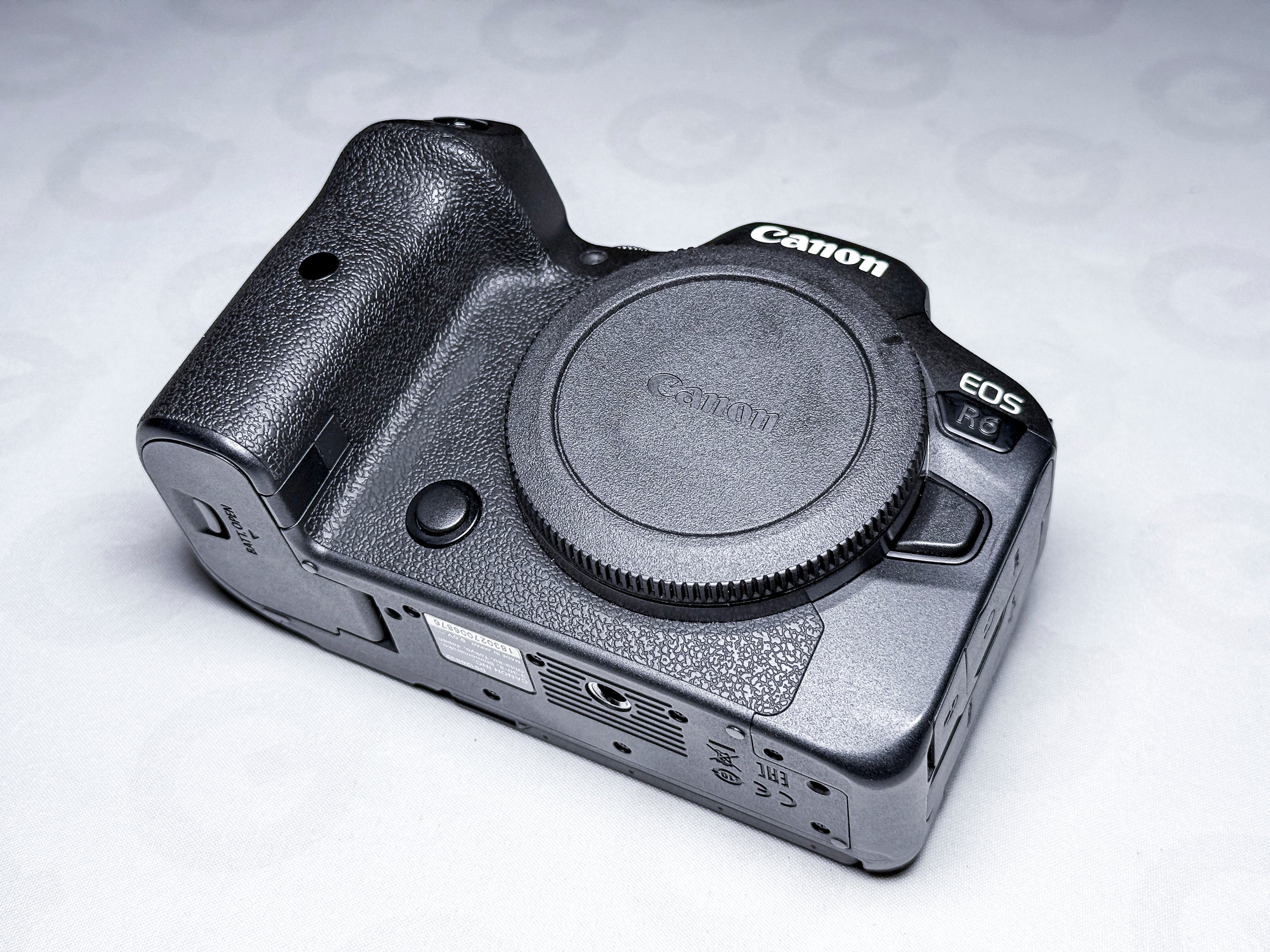 Canon EOS R6 Mirrorless Full Frame RF 20.1 Mpx - Working with sensor issue