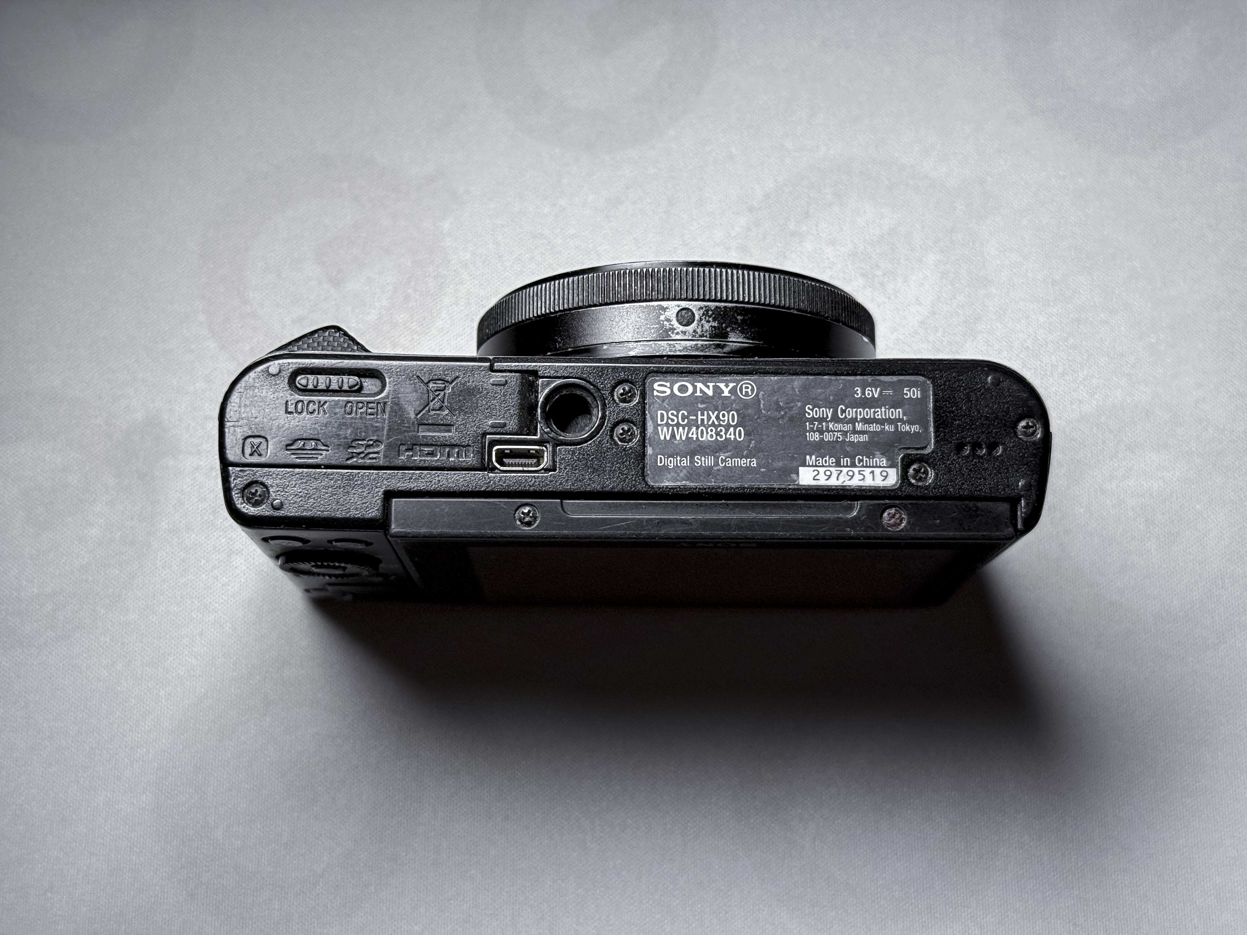Sony HX90 Cyber-Shot 30x Compact Camera - Working except for the flash, read