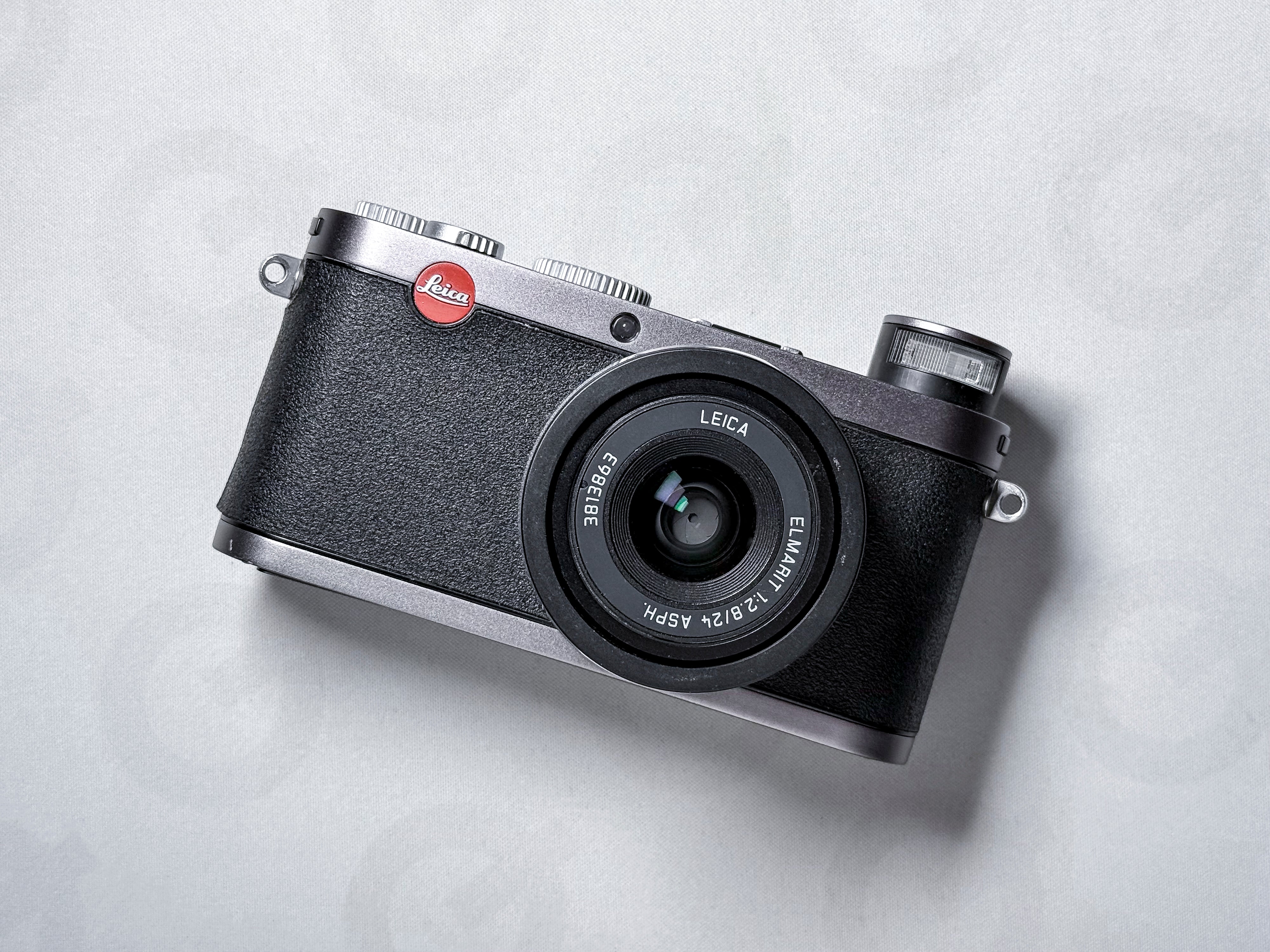 Leica X1 APS-C Digital Camera 36mm Elmarit - Perfectly Working, Excellent