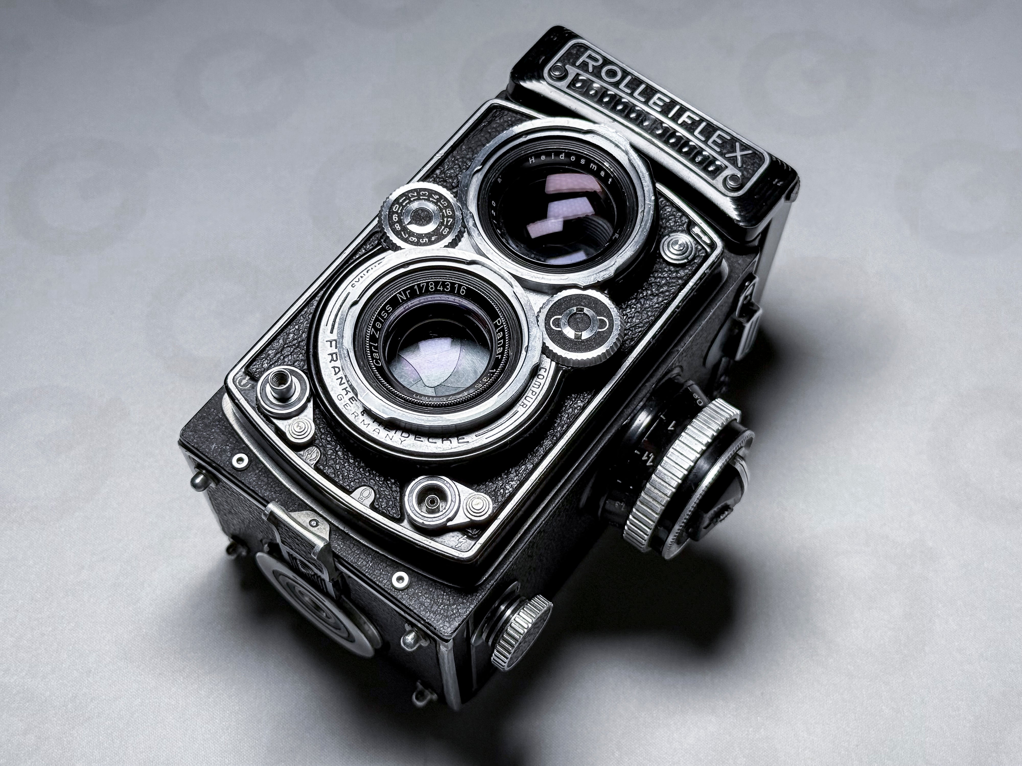 Rolleiflex 3.5E Zeiss Planar TLR Film Camera - Working, Read Desc.