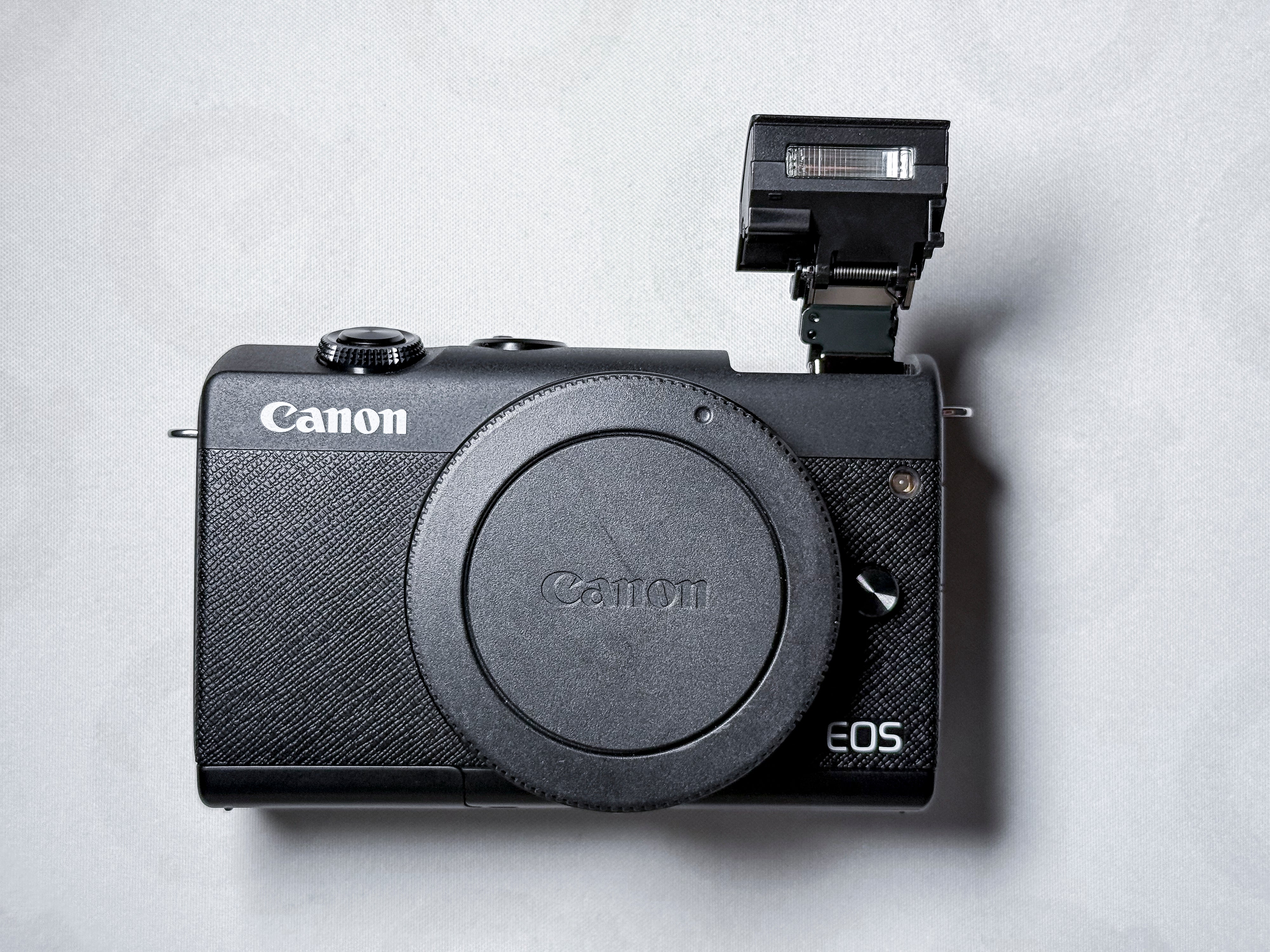 Canon EOS M200 + 15-45mm - Mirrorless Camera EF-M 4K - Warranty, Near Mint
