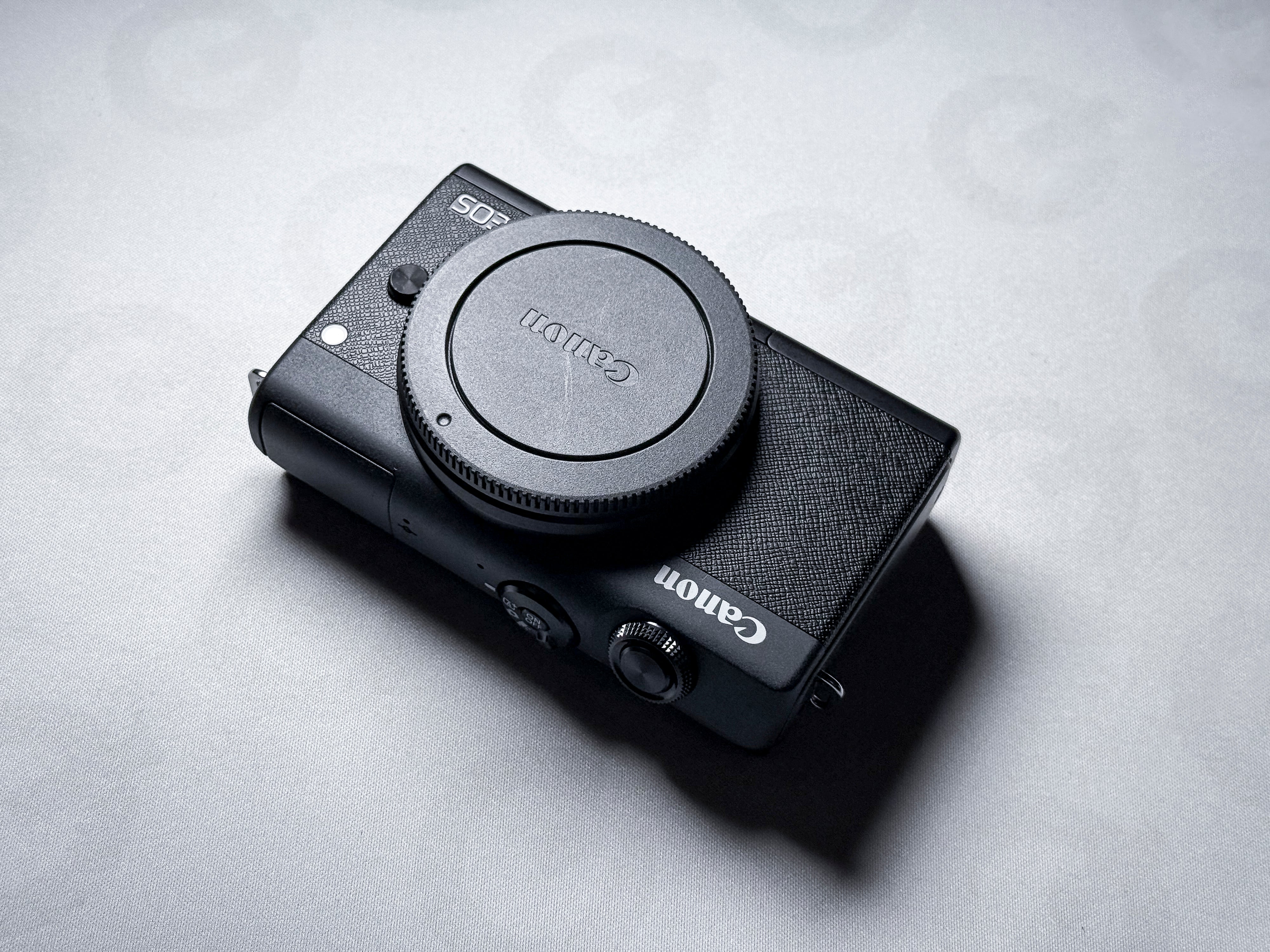 Canon EOS M200 + 15-45mm - Mirrorless Camera EF-M 4K - Warranty, Near Mint
