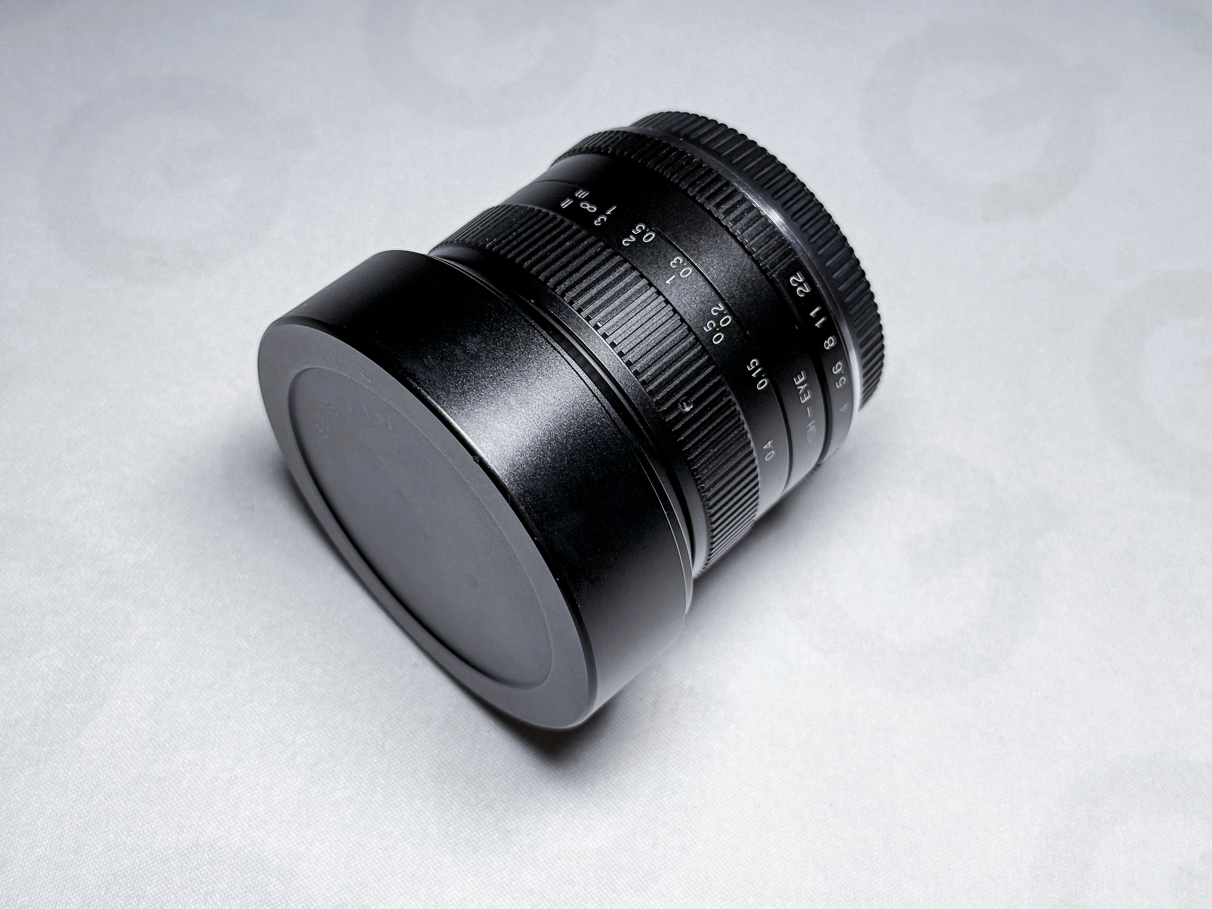 Fisheye 7,5 mm f/2,8 7Artisans per M43 Quattro Terzi - Garanzia di 1 anno, eccellente