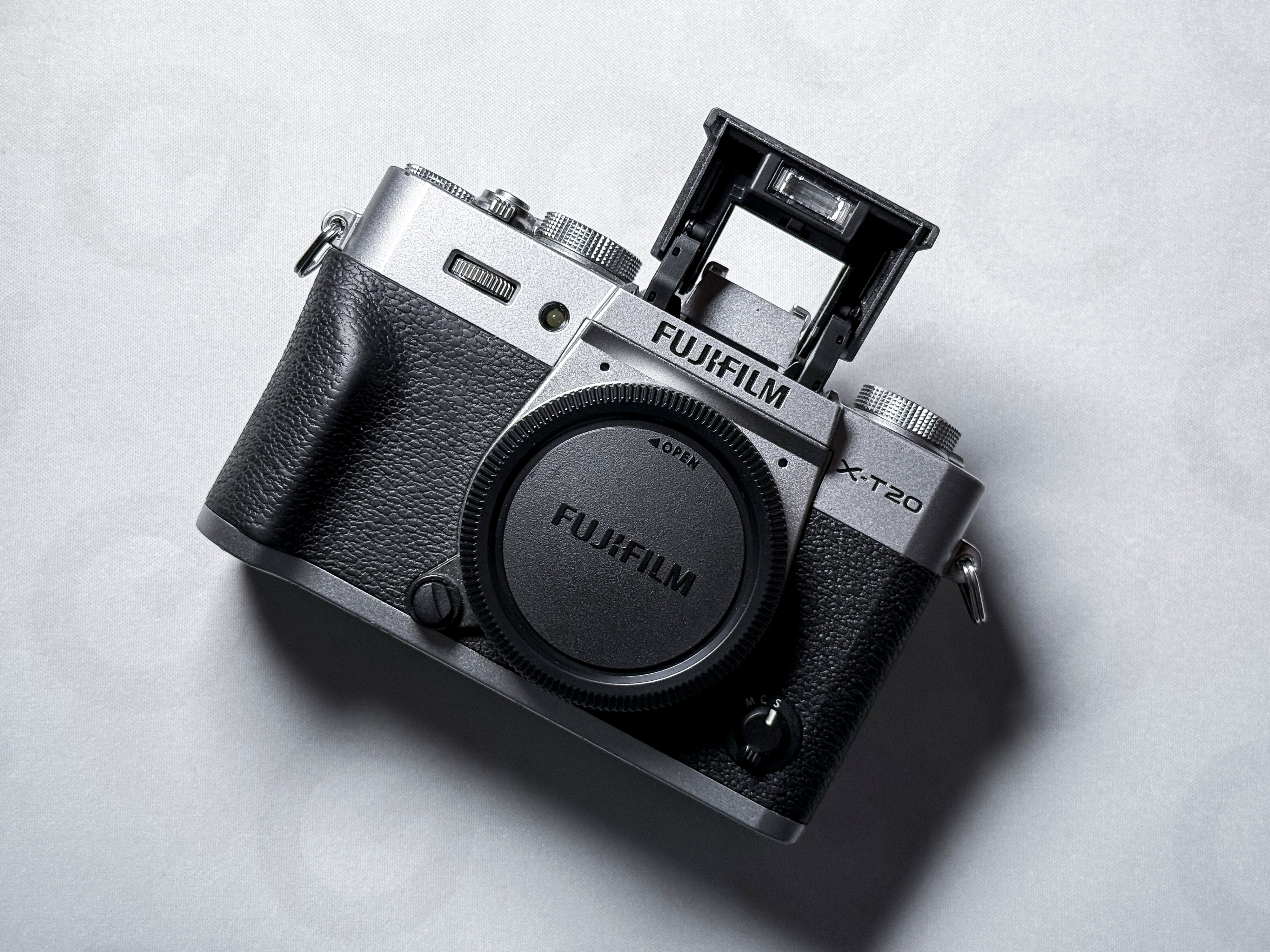 Fujifilm X-T20 Mirrorless APS-C 24,3 Mpx - 1 anno di garanzia, eccellente Fuji XT20
