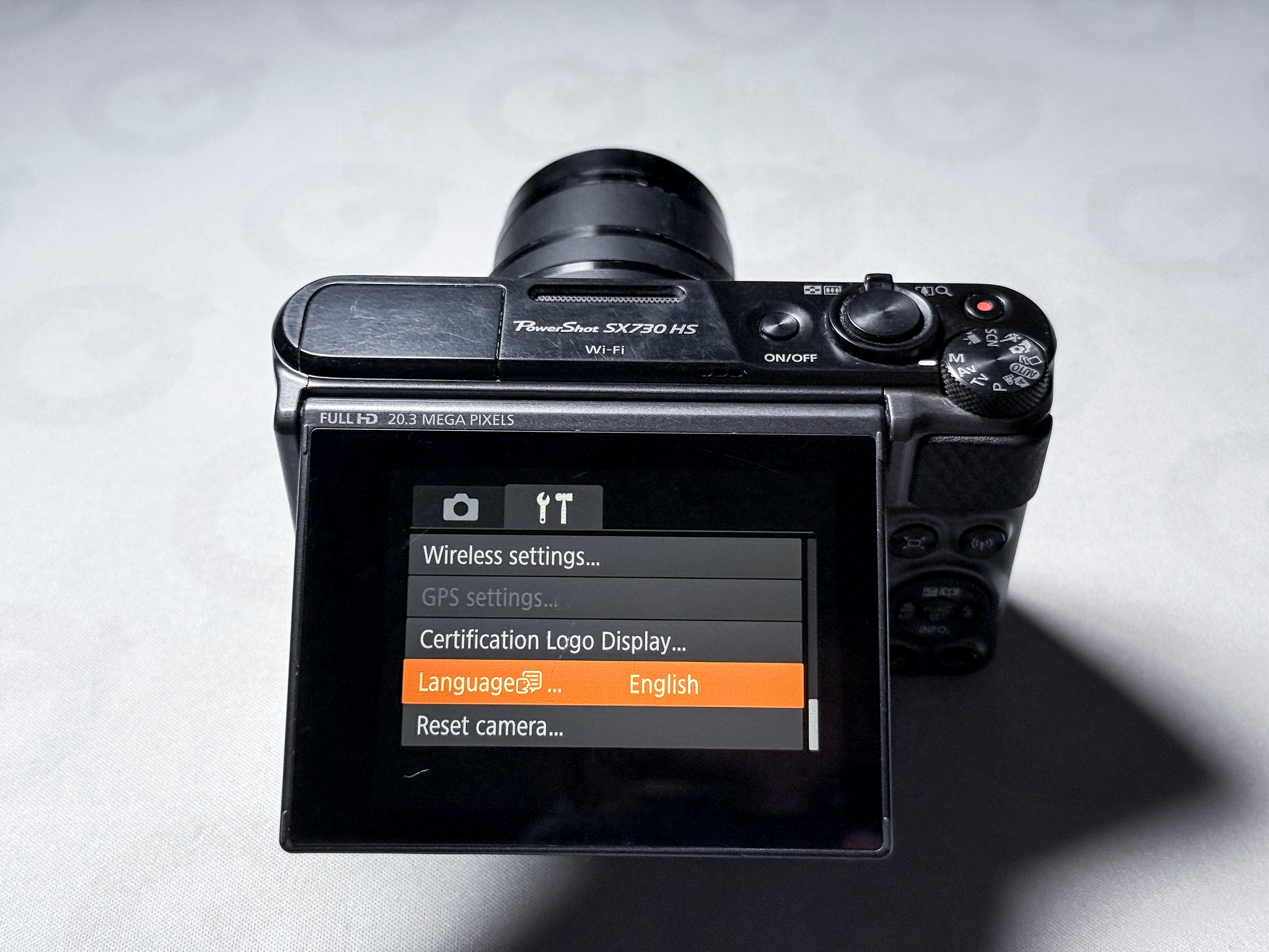 Canon SX730 HS Powershot Compact Camera 40x Zoom - 1 Year Warranty, Near Mint