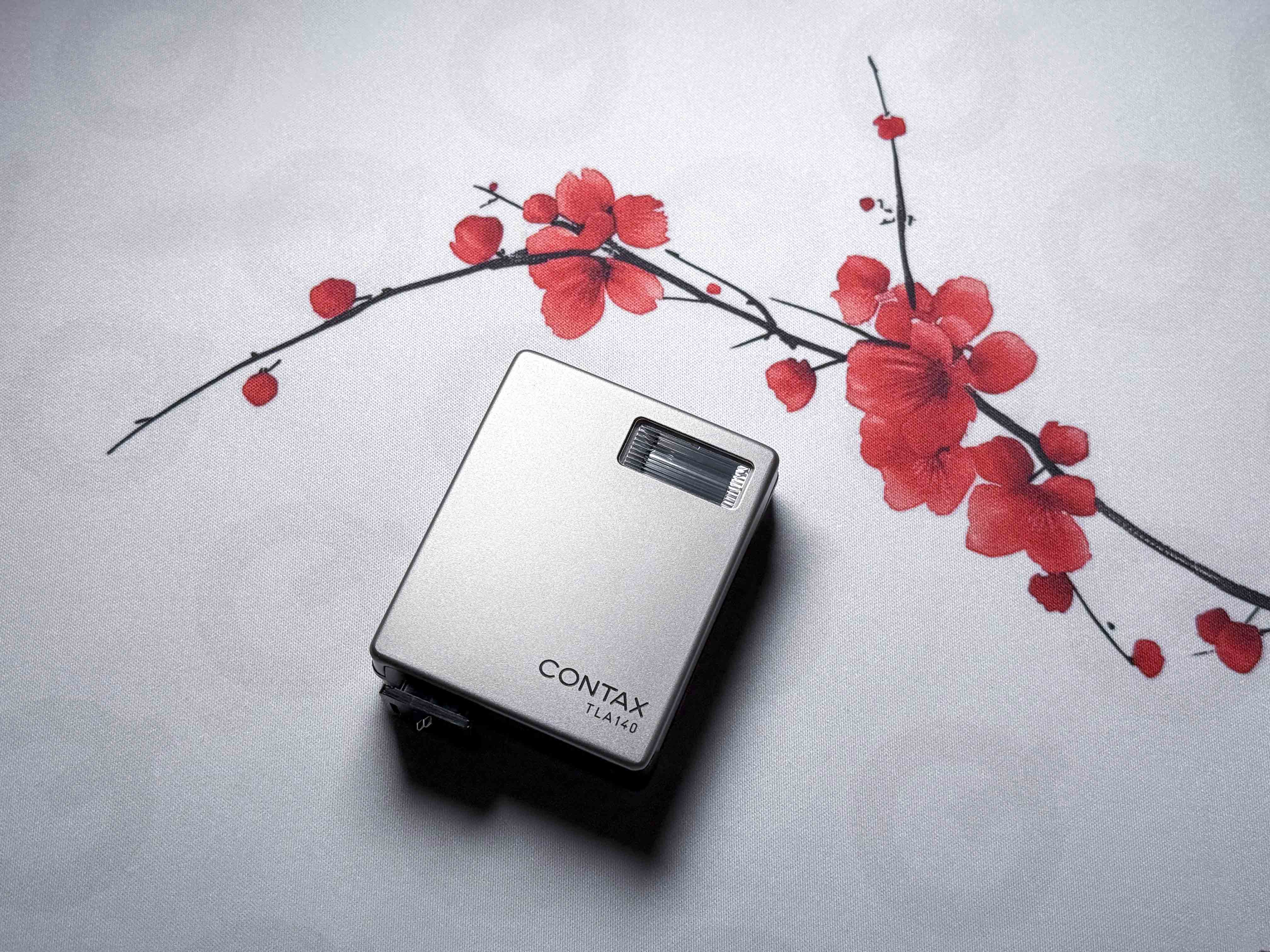 Contax TLA140 Flash for G1, G2, T1,T2, T3 - Mint, Perfectly Working