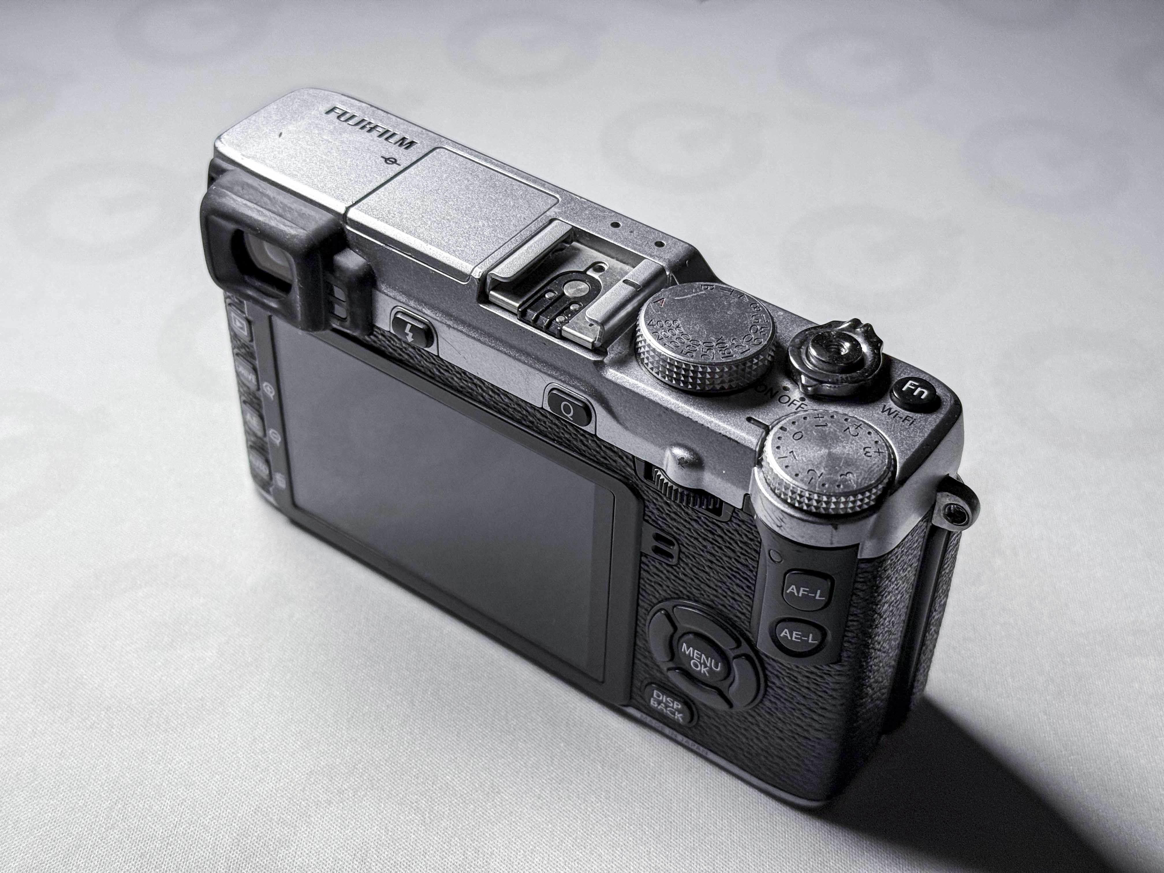 Fujifilm X-E2s Mirrorless APS-C Fuji XE2 - 1 Year Warranty, Perfectly Working