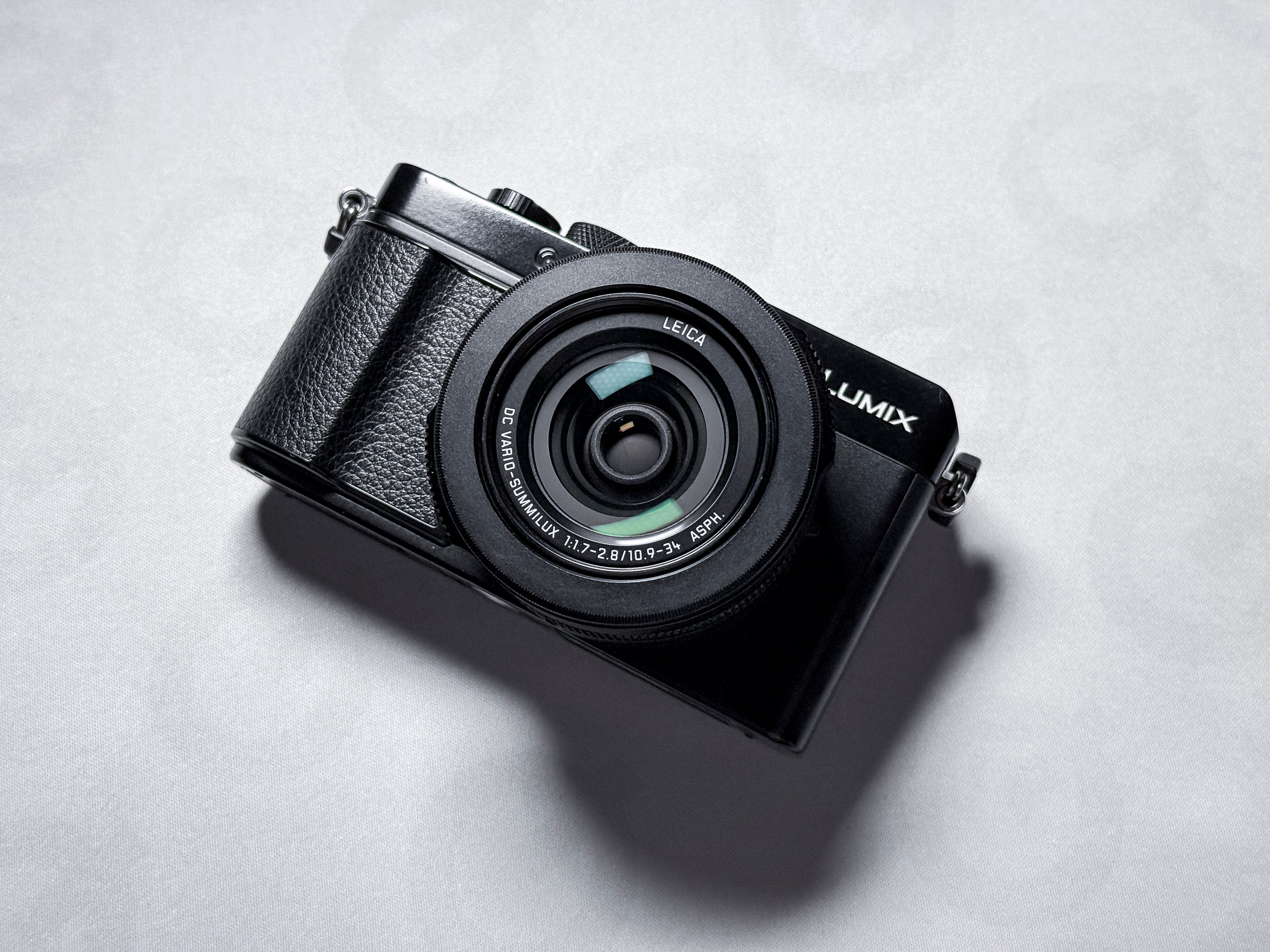 Panasonic Lumix LX100 II (uguale a Leica D-Lux 7) - 1 anno di garanzia, eccellente