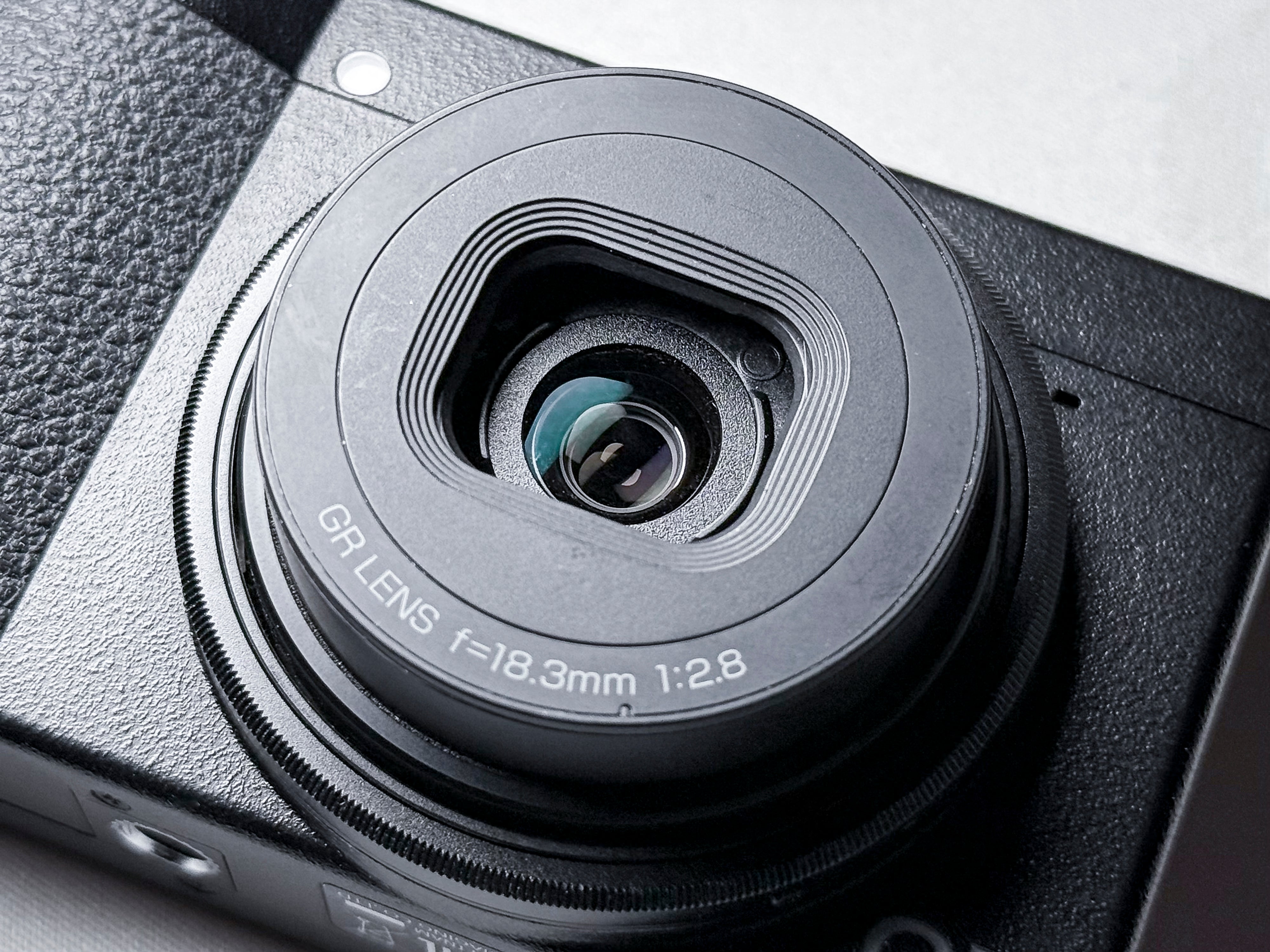 Ricoh GR III 28mm 24.2 Mpx APS-C Compact Camera 1 Year Warranty, Excellent GRIII