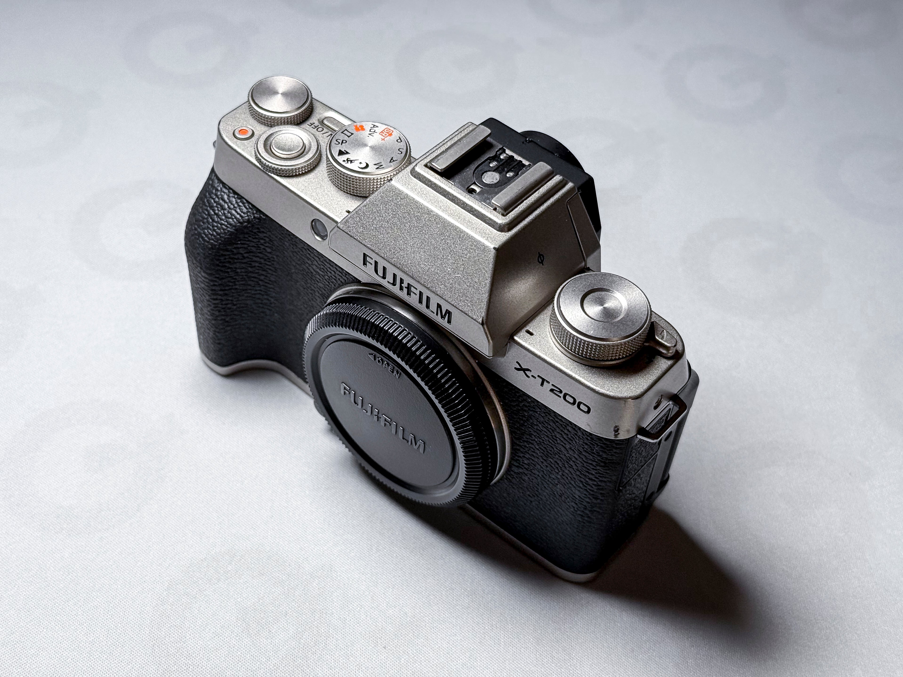 Fujifilm X-T200 APS-C Mirrorless - 1 Year Warranty, Perfectly Working Fuji XT200