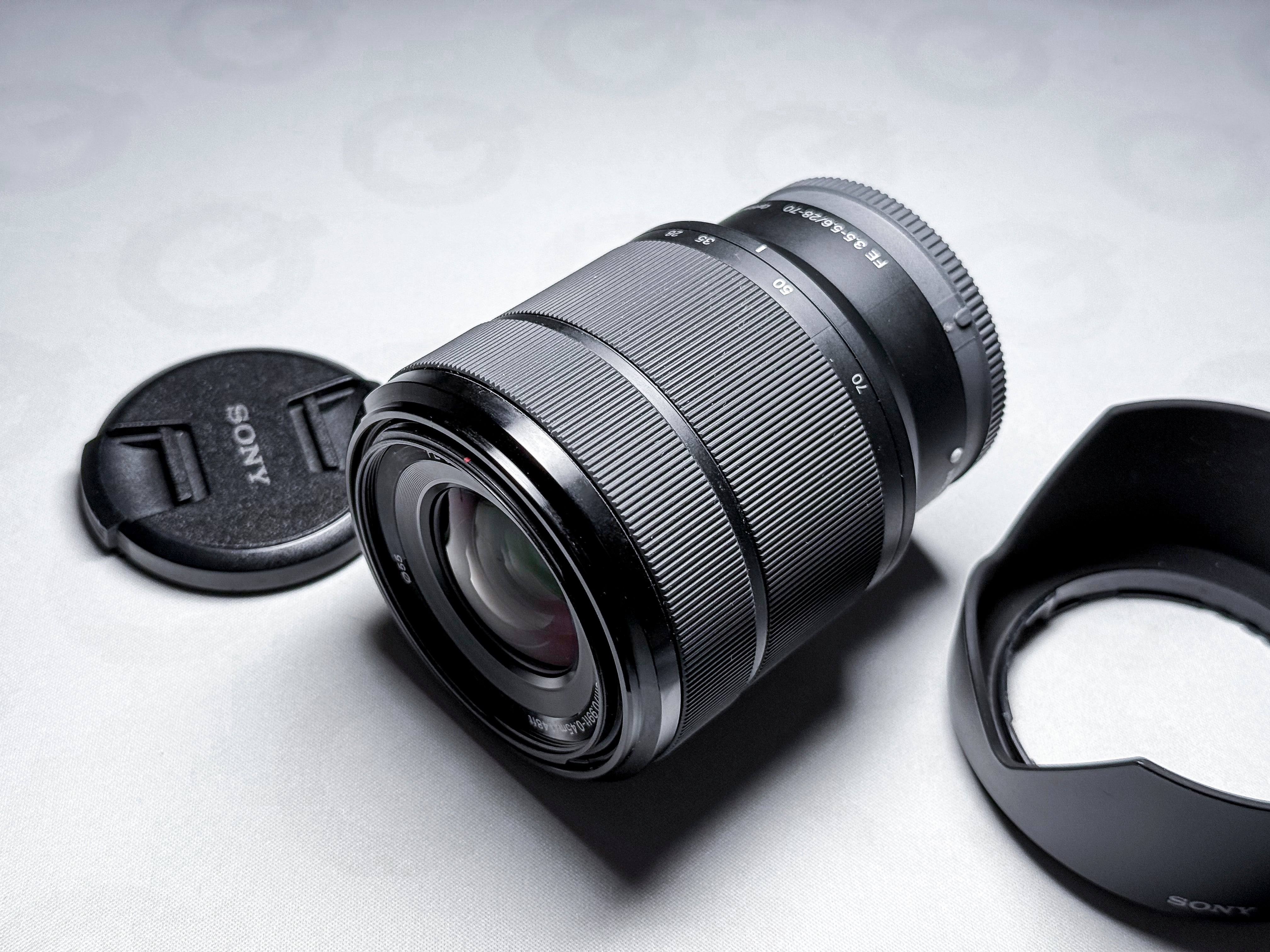 Sony FE 28-70mm OSS f/3.5-5.6 Full Frame Lens - 1 Year Warranty, Excellent