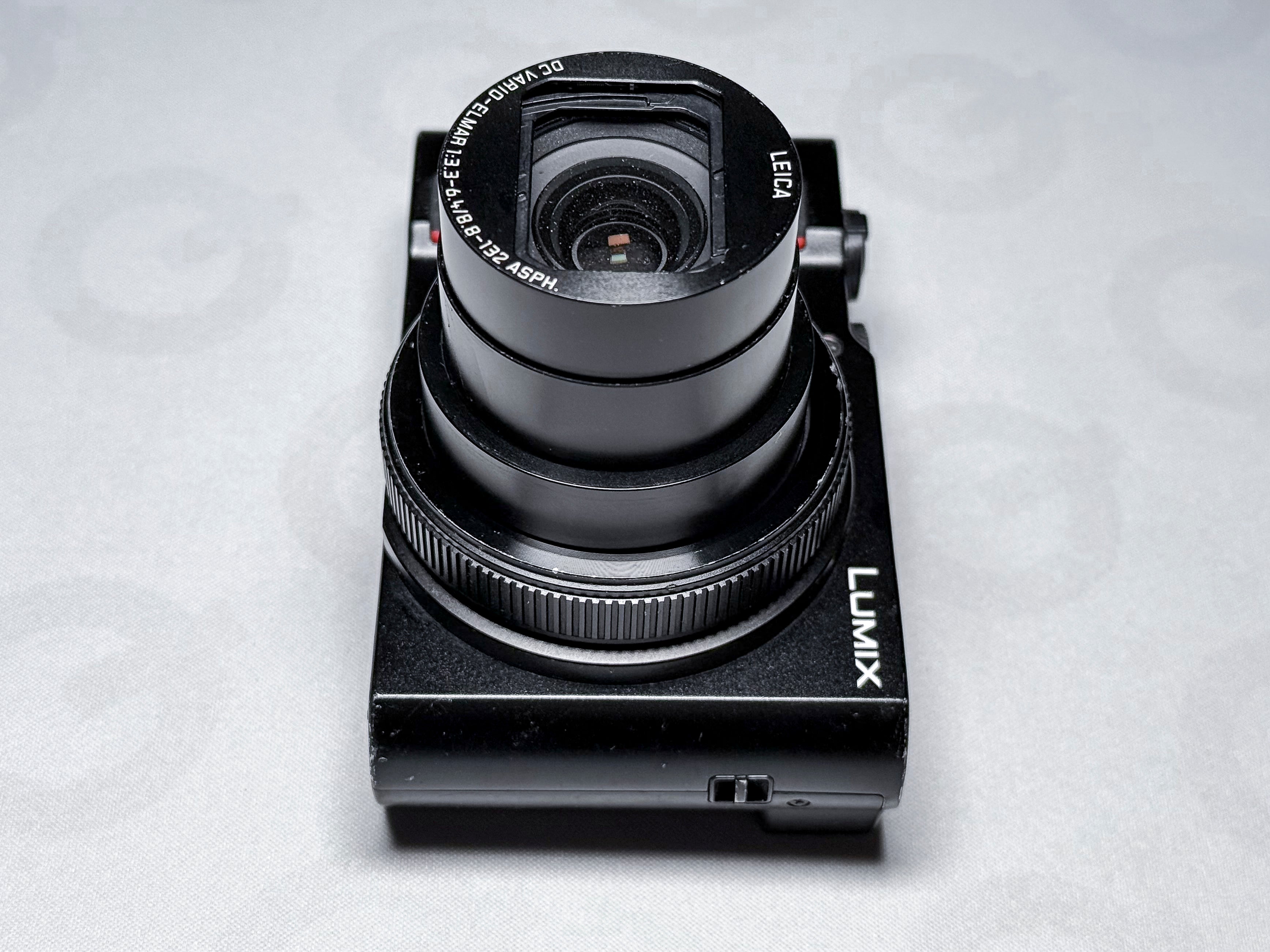 Panasonic Lumix TZ200 15x Leica Lens - 1 Year Warranty, Perfectly Working