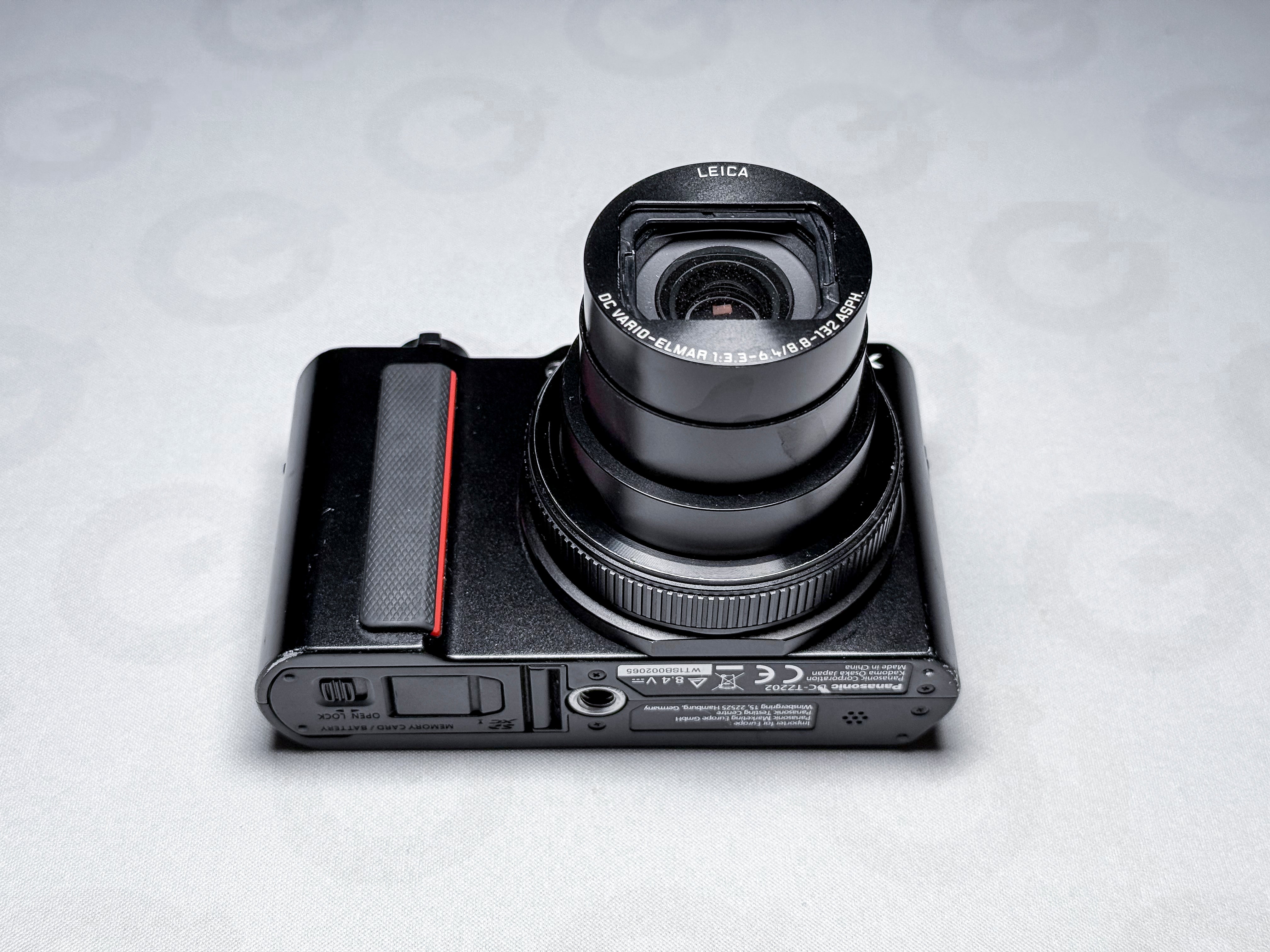 Panasonic Lumix TZ200 15x Leica Lens - 1 Year Warranty, Perfectly Working