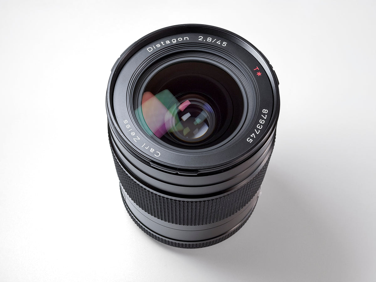 Contax 645 Carl Zeiss Distagon T* 45mm f/2.8 AF - Excellent, Read