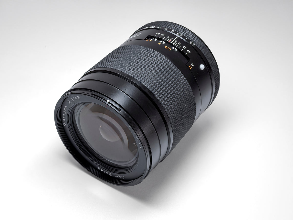 Contax 645 Carl Zeiss Distagon T* 45mm f/2.8 AF - Excellent, Read