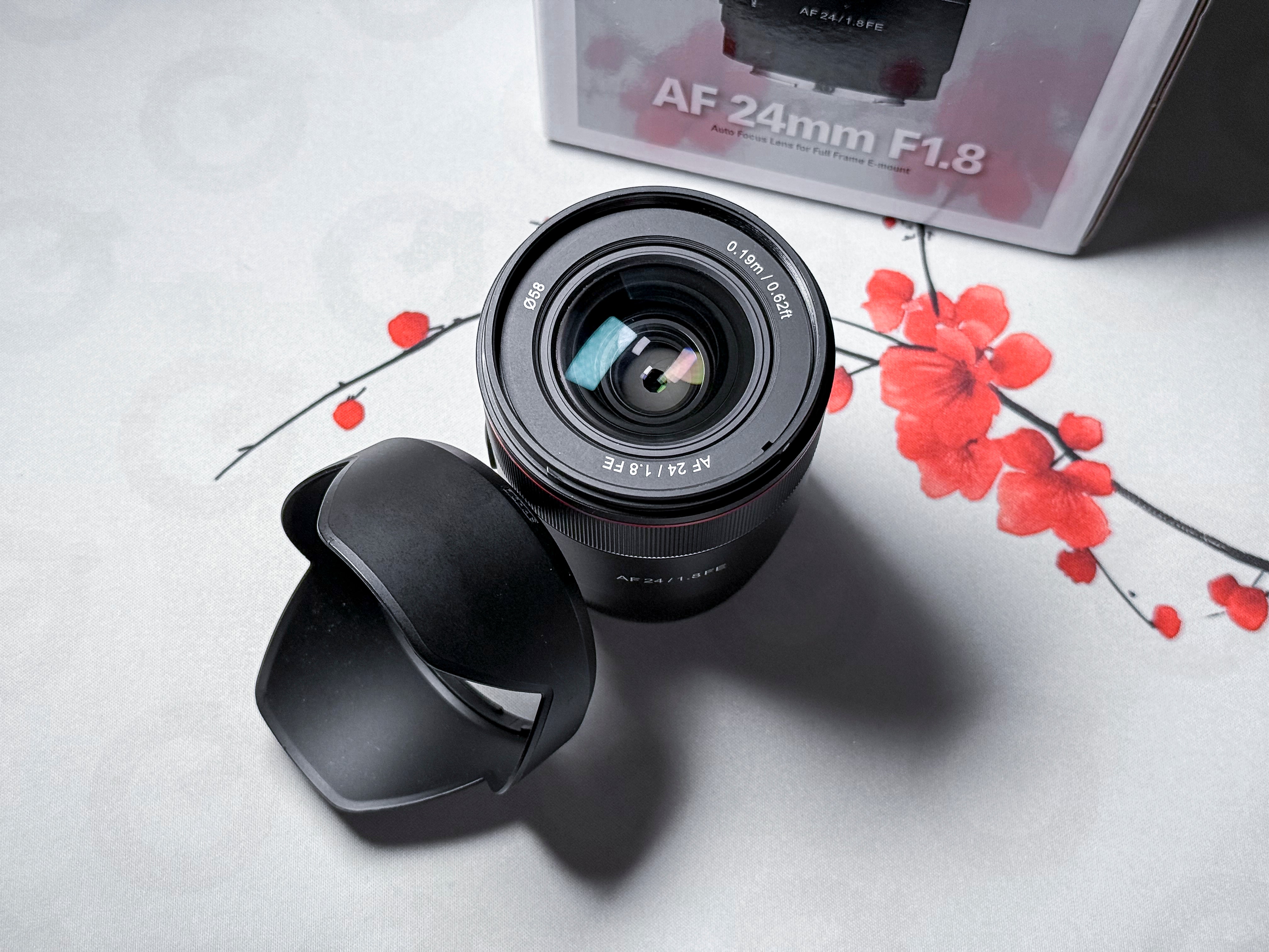 Samyang 24mm f/1.8 AF for Sony E FE Mirrorless Lens - 1 Year Warranty, MintSamyang 24mm f/1.8 AF for Sony E FE Mirrorless Lens - 1 Year Warranty, Mint
