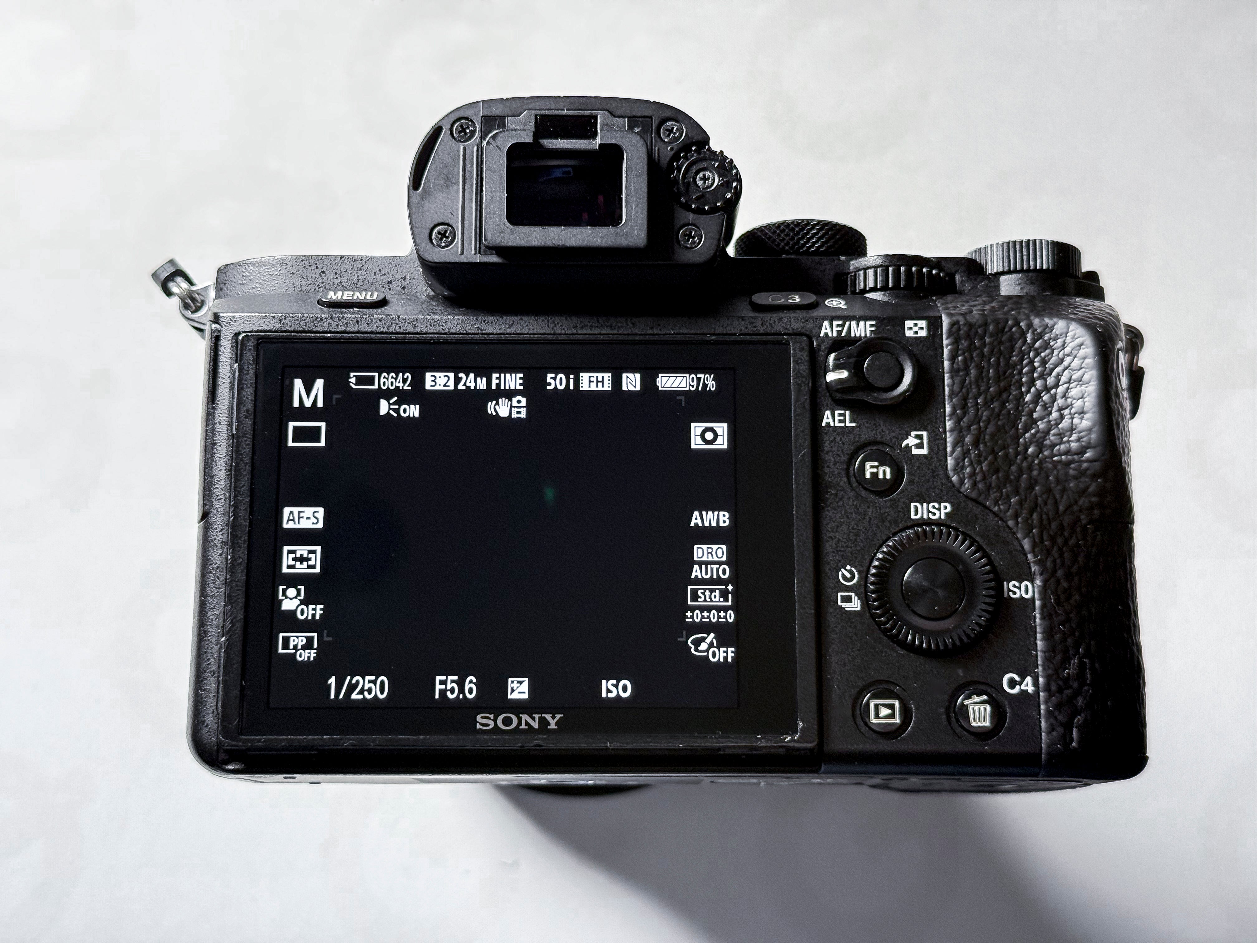 Sony A7 ii Full Frame 24.3 Mpx Mirrorless Camera - Read description, A7ii