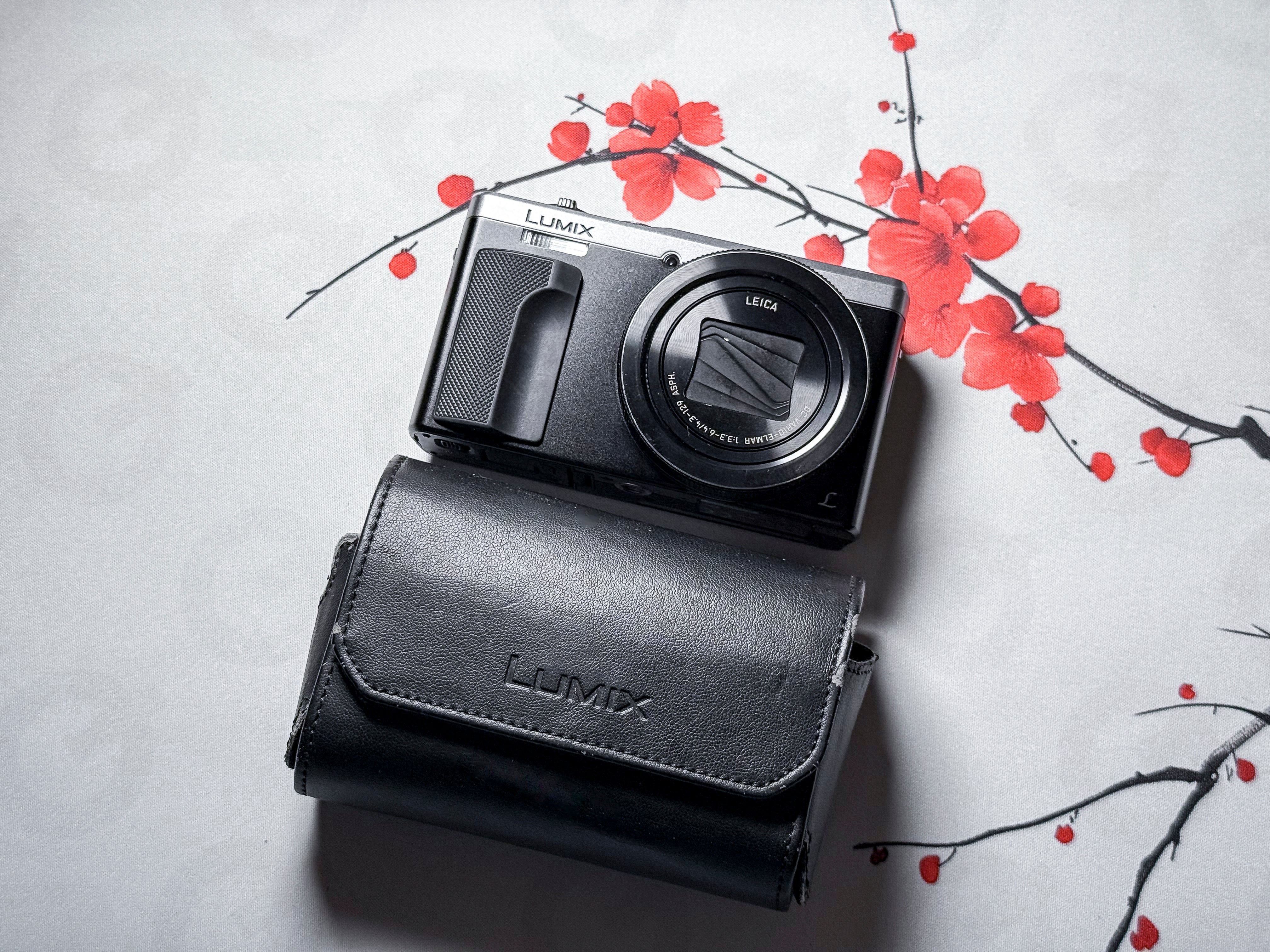 Panasonic Lumix TZ80 Leica Lens Compact Camera, 1 Year Warranty, Excellent TZ-80