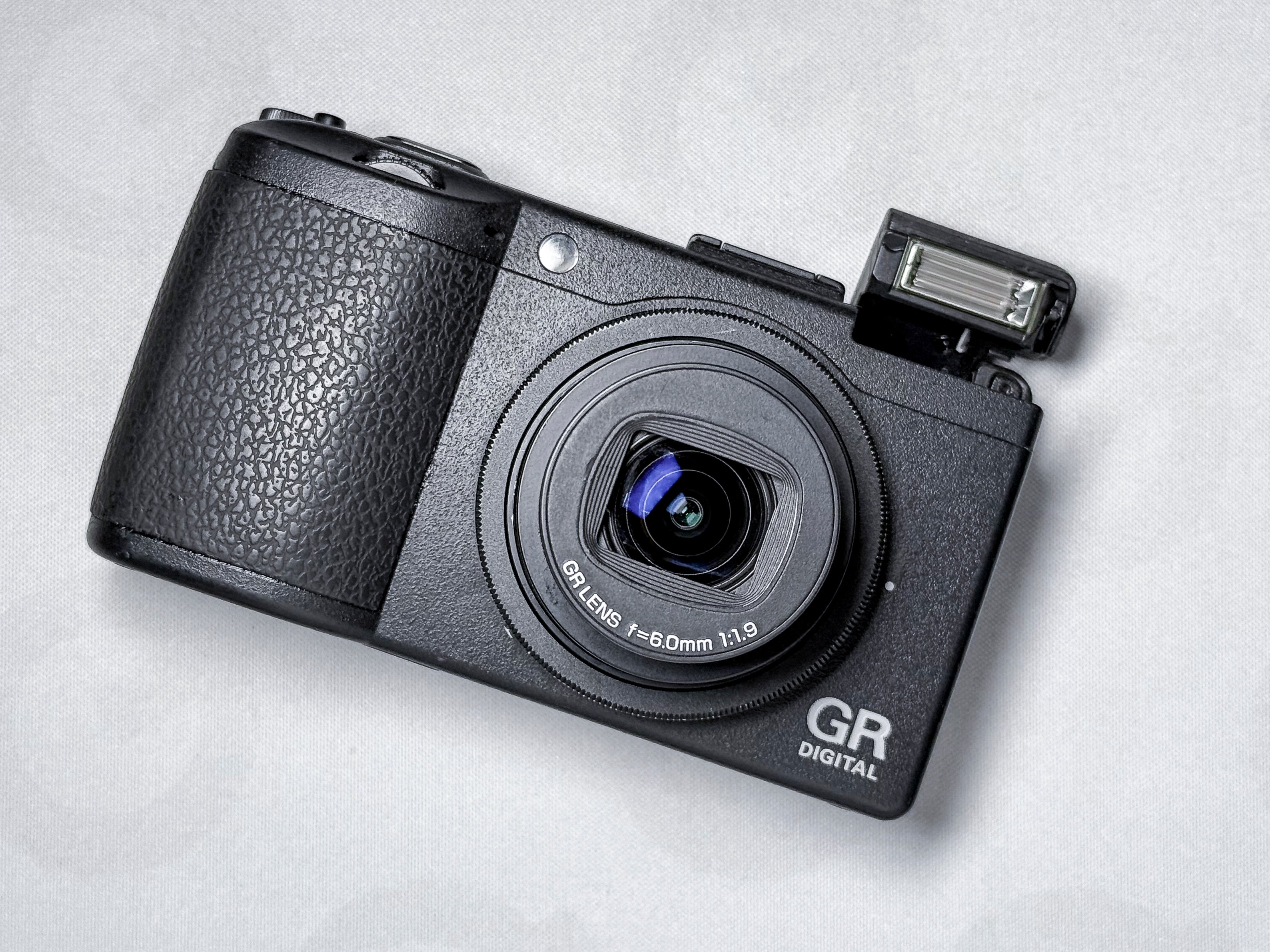 Ricoh GR Digital III + GH-2 + GW-2 Wide Lens - Perfectly Working Full Set